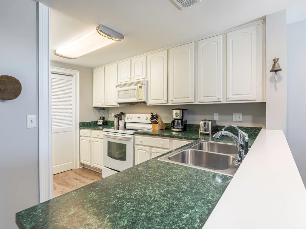 Bay View Villas 105 - Image 1