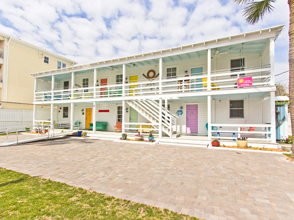 Beachwalk 5 - Image 2