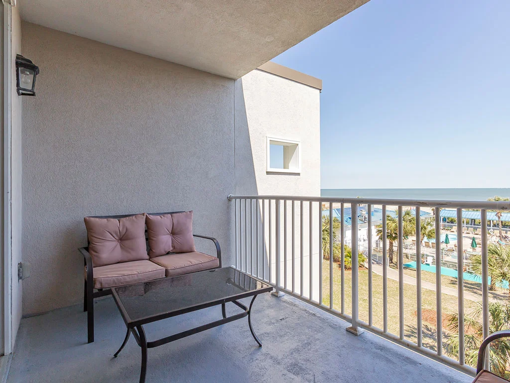 Tybee Beach Club 137 - Image 3