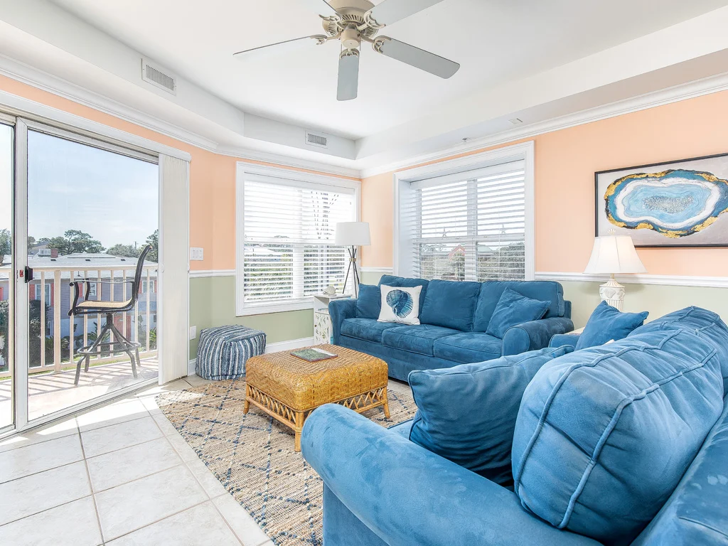 Gull Reef 626 - Image 1