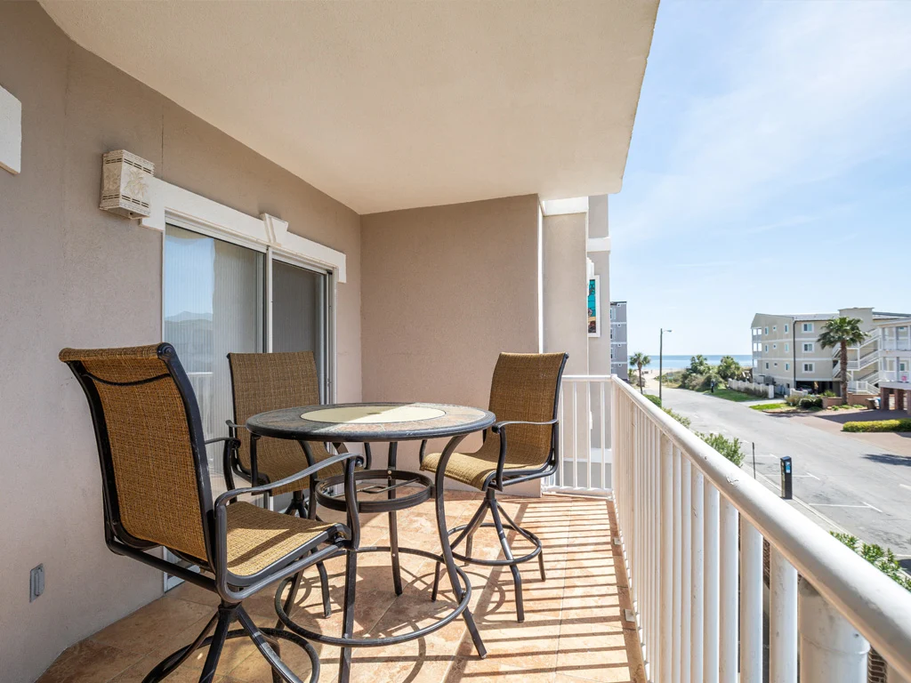 Gull Reef 626 - Image 2