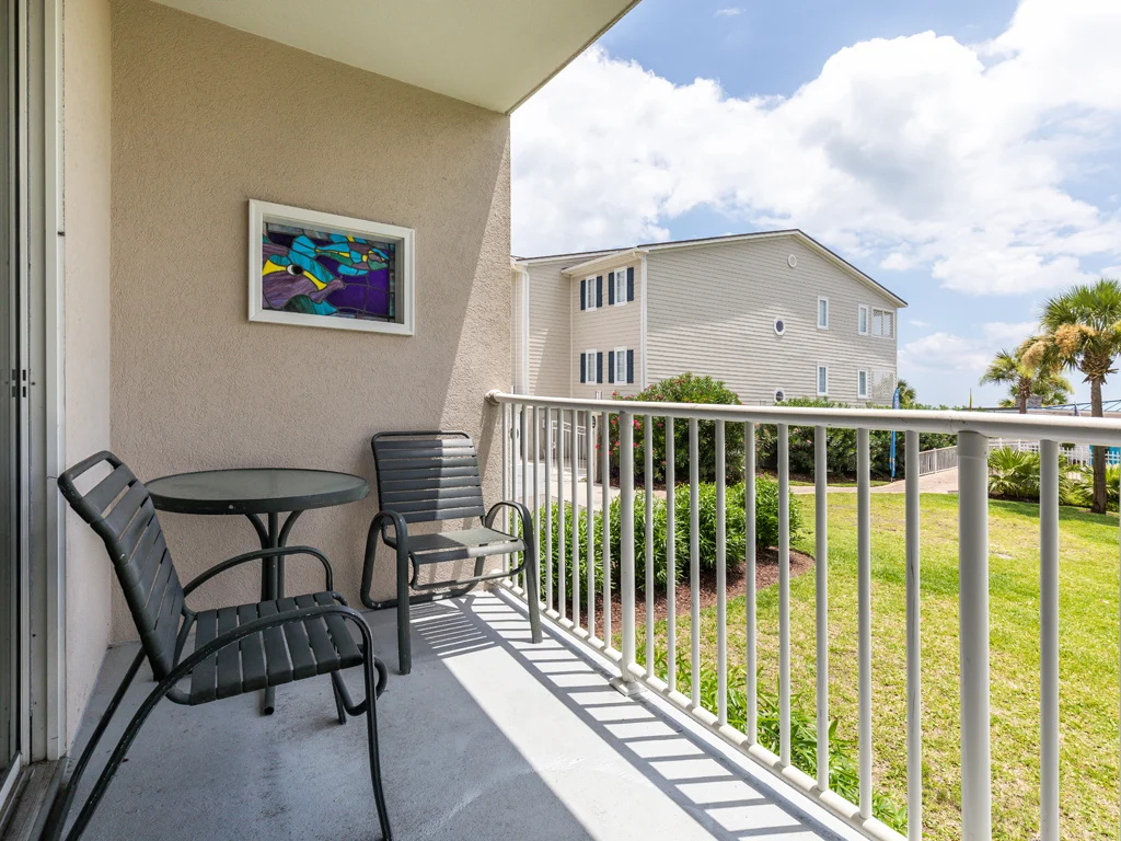 Tybee Beach Club 112 - Image 4