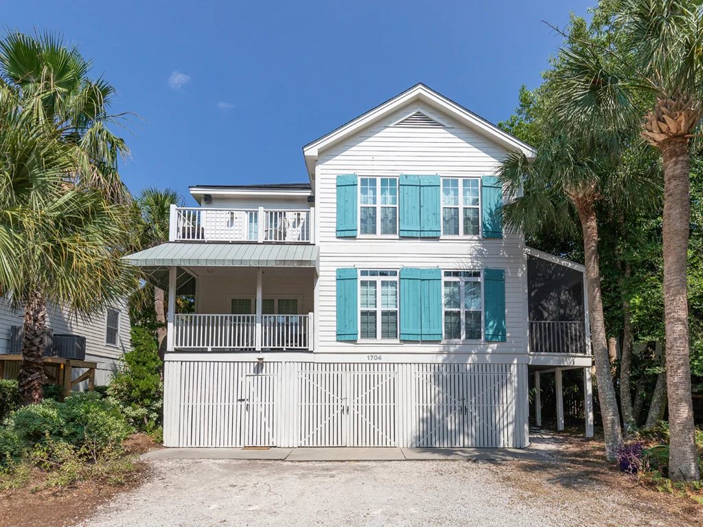 Blue Moon Hideaway - Image 2