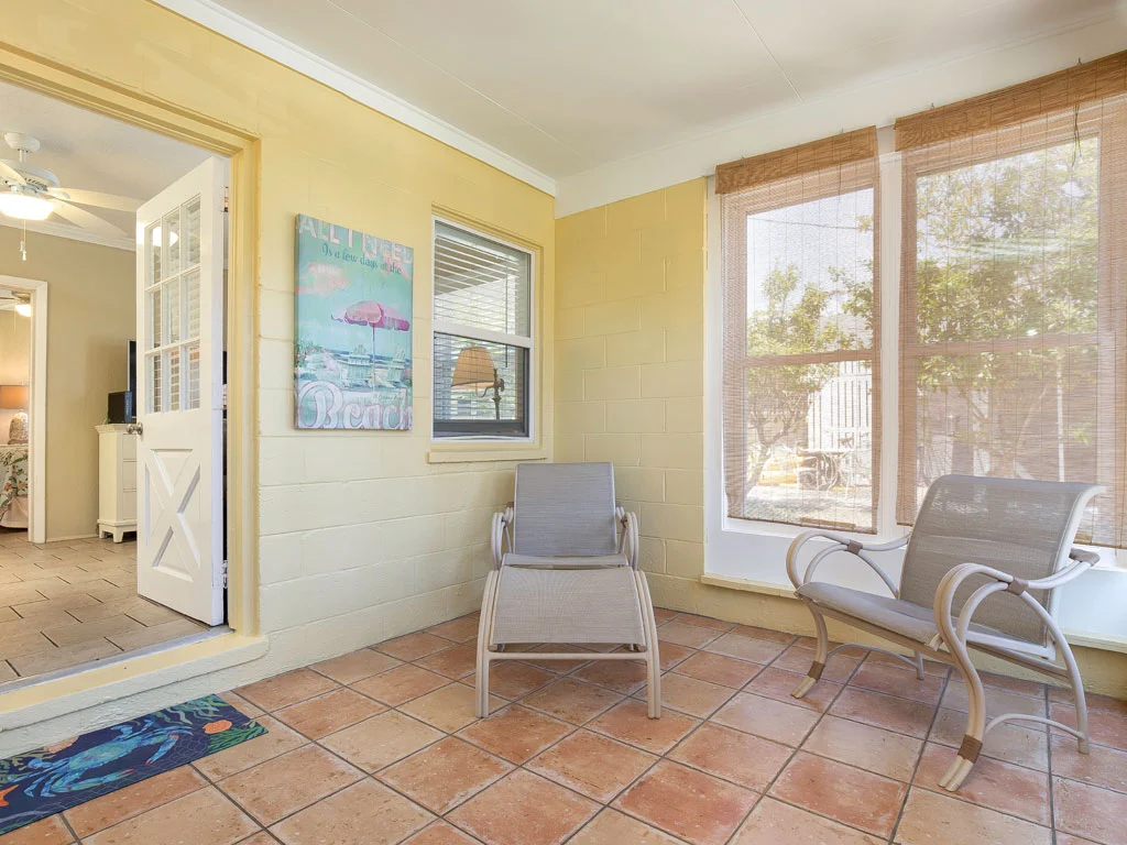 Captains Quarters B - Image 3