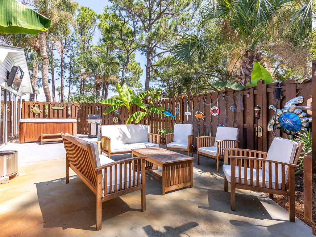 Tiki House - Image 2