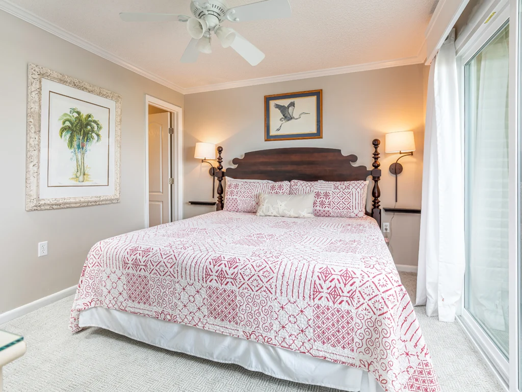 Lighthouse Point 33B
