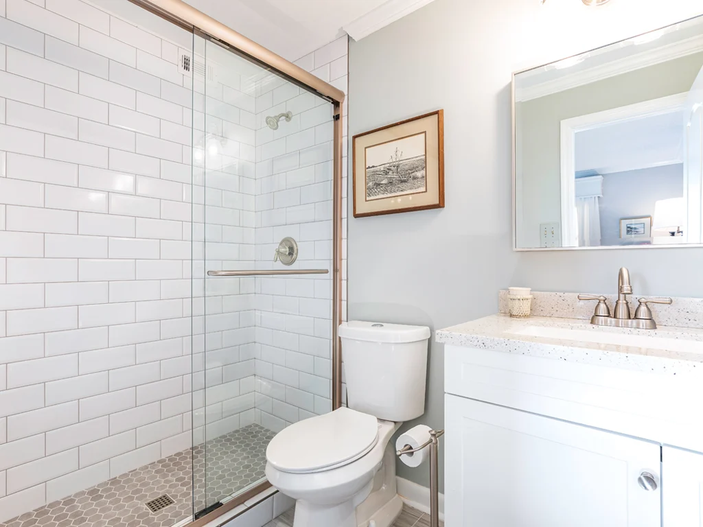Lighthouse Point 33B