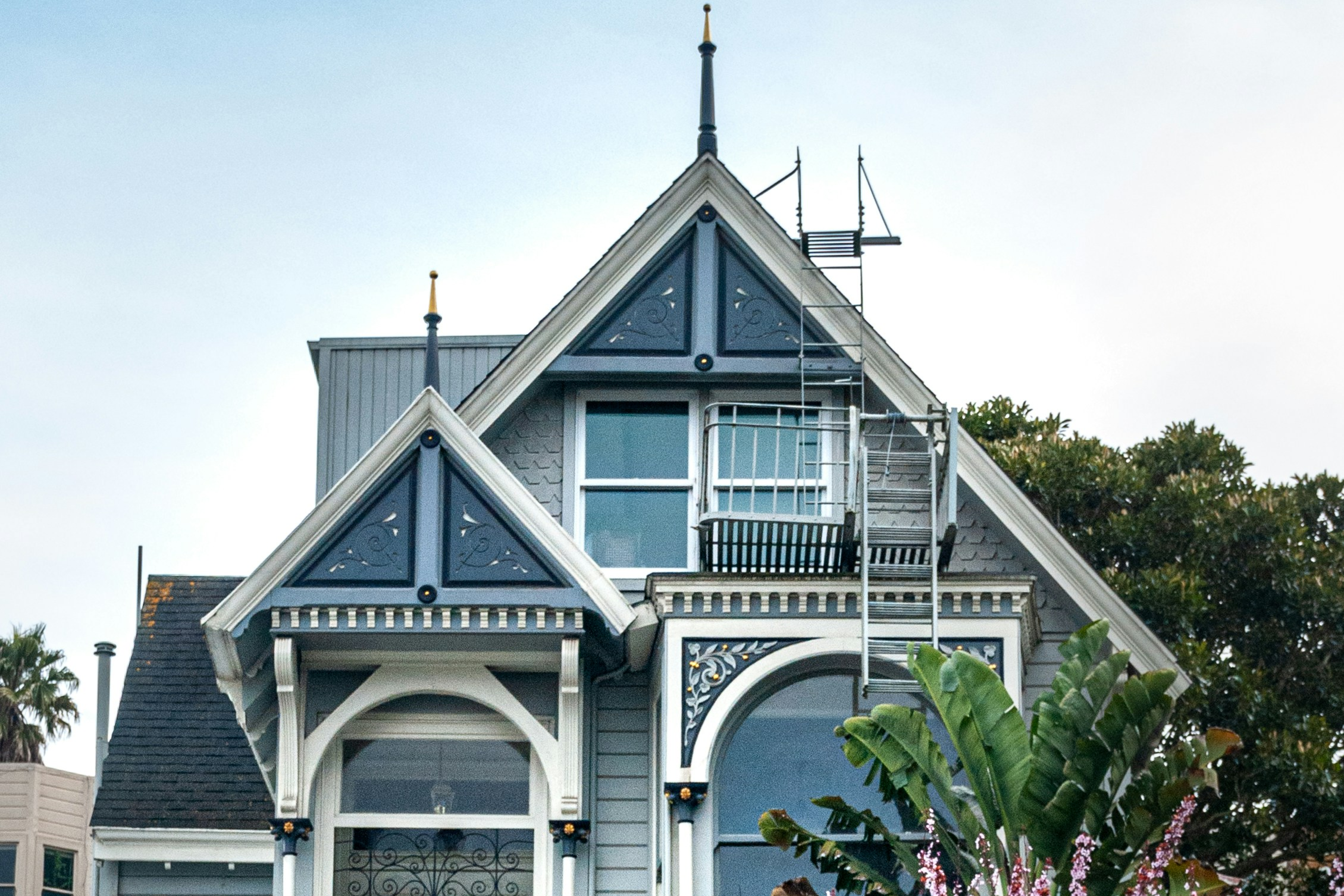 StayFi - Victorian House
