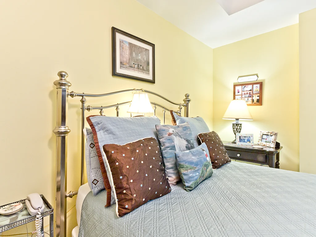Village Place 6B
