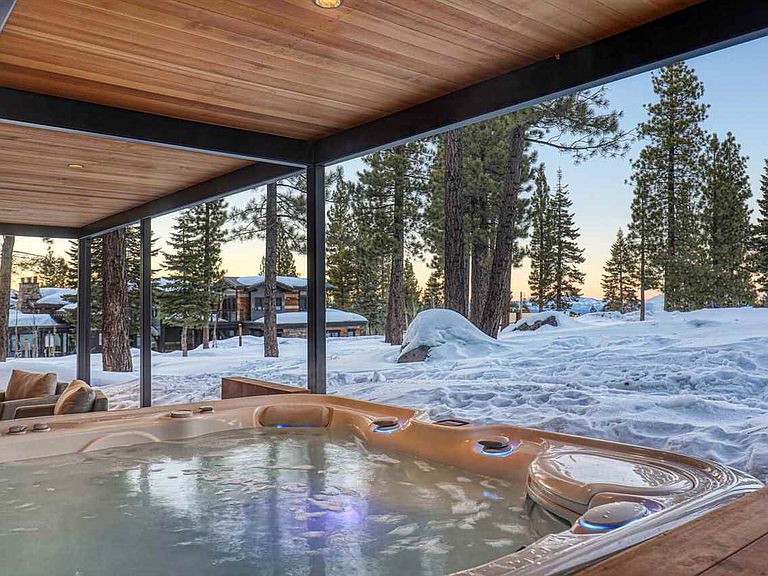 Wander Tahoe Slopes