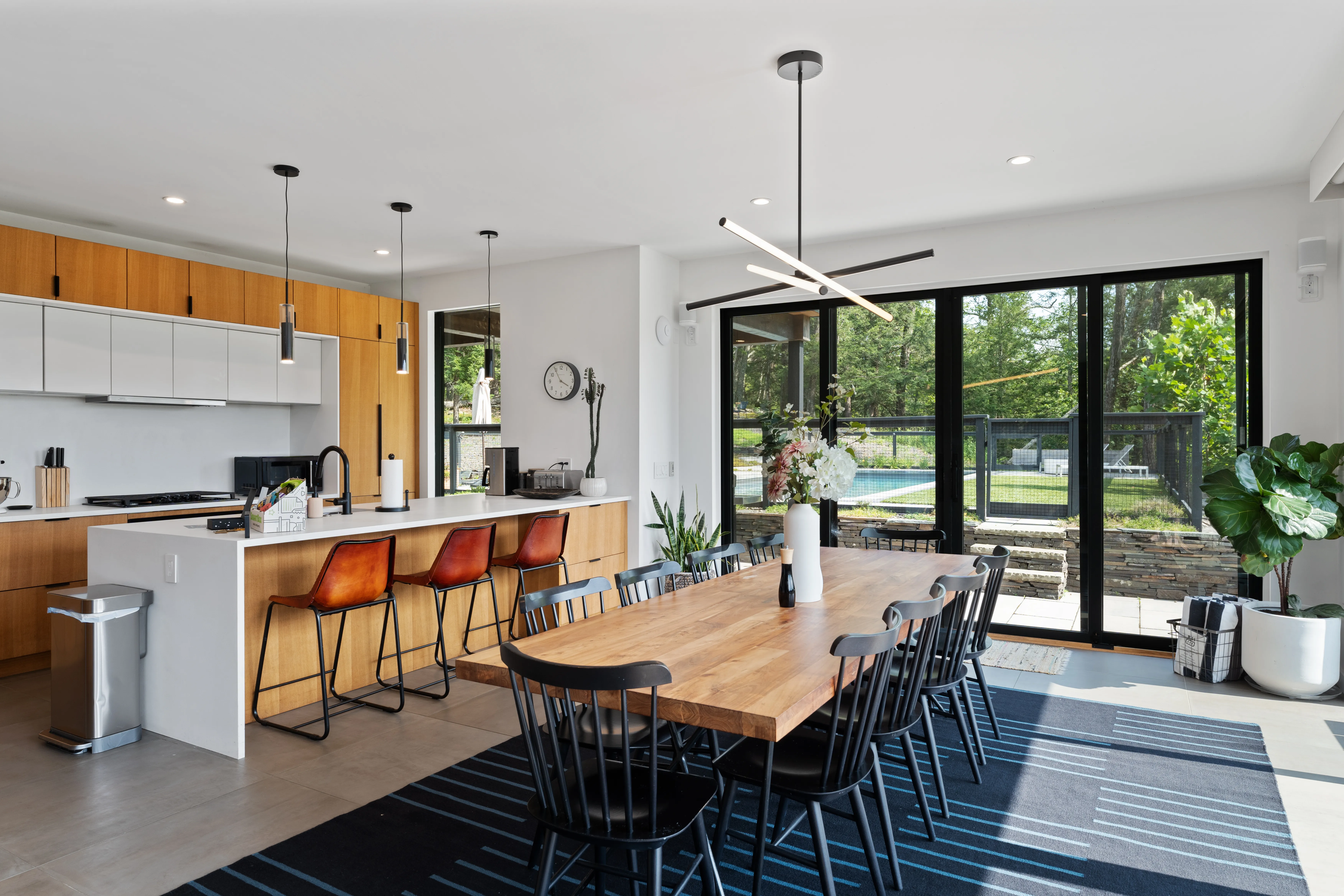 Bluestone Lookout Cliffside Villa