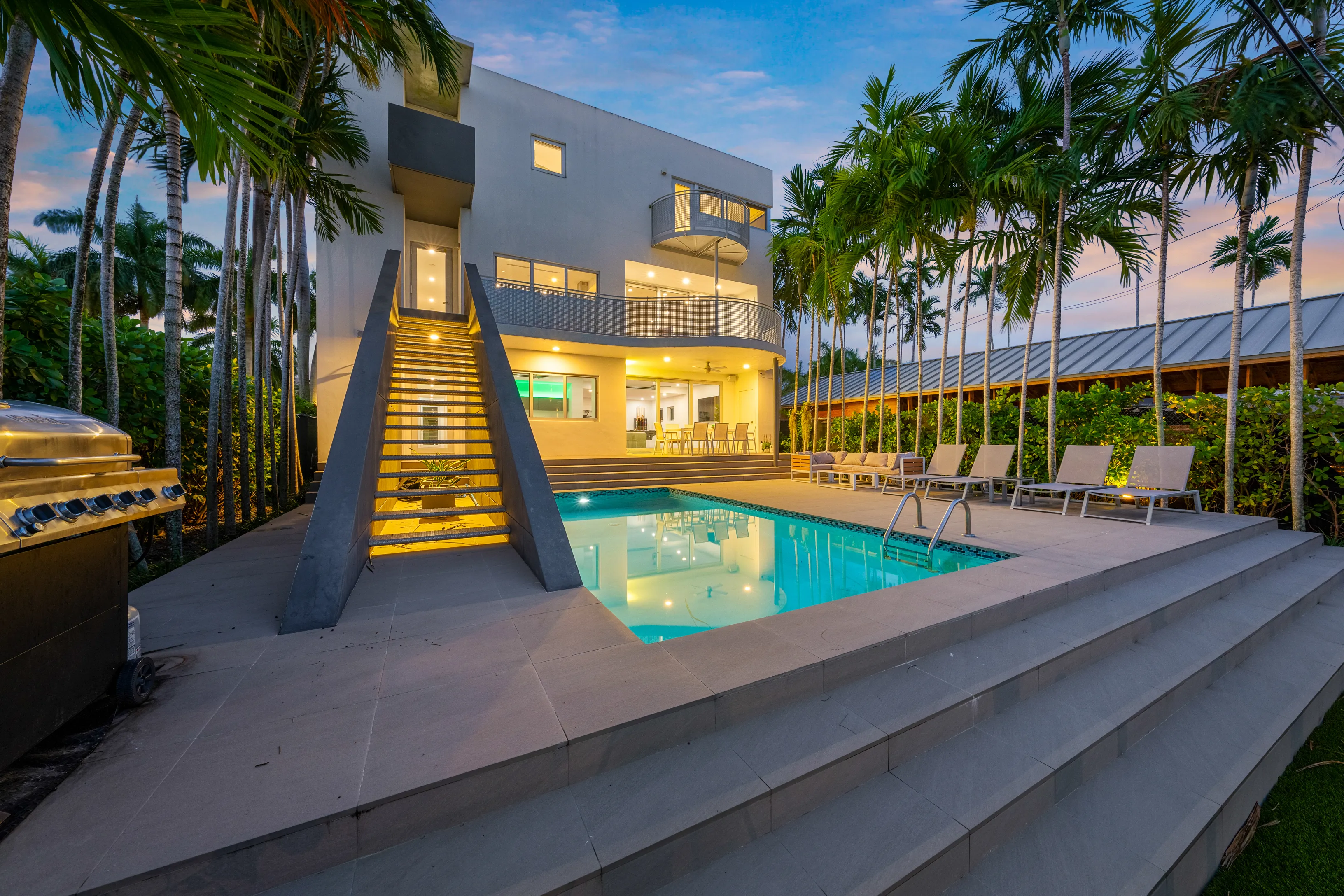Coral Estate