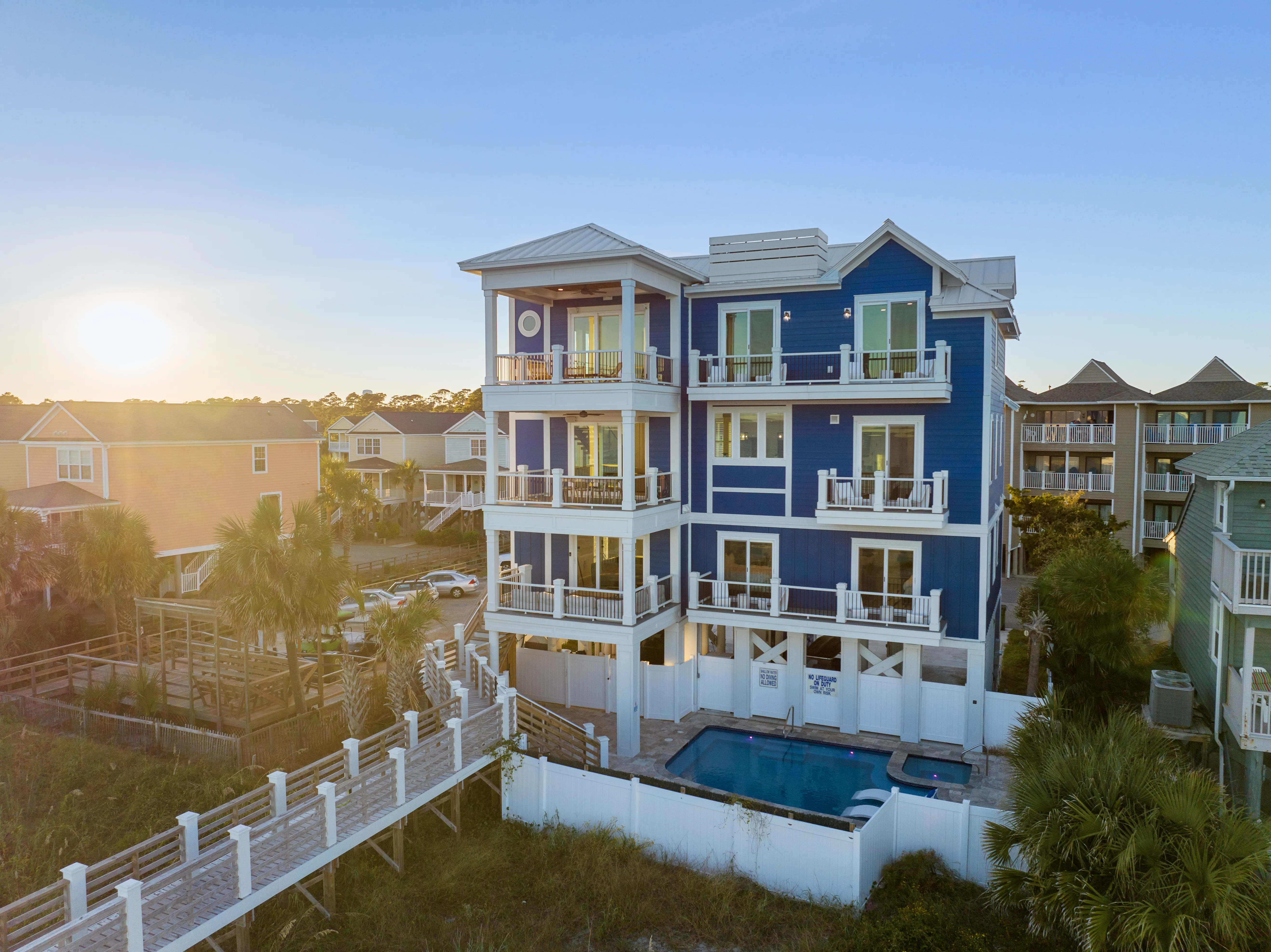 Falls Vista Pearl Luxe