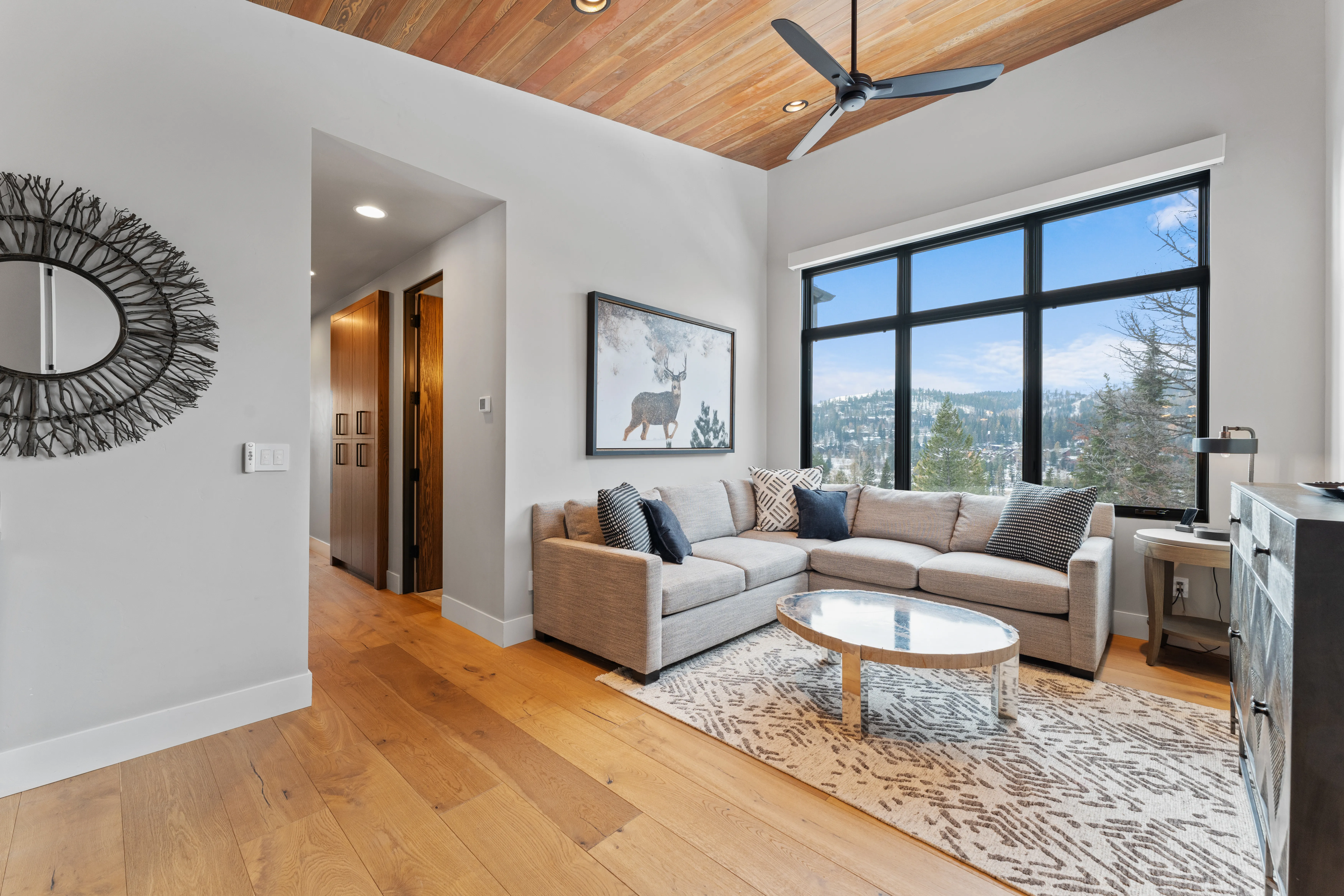 Skyline Bungalow Anchor Oasis