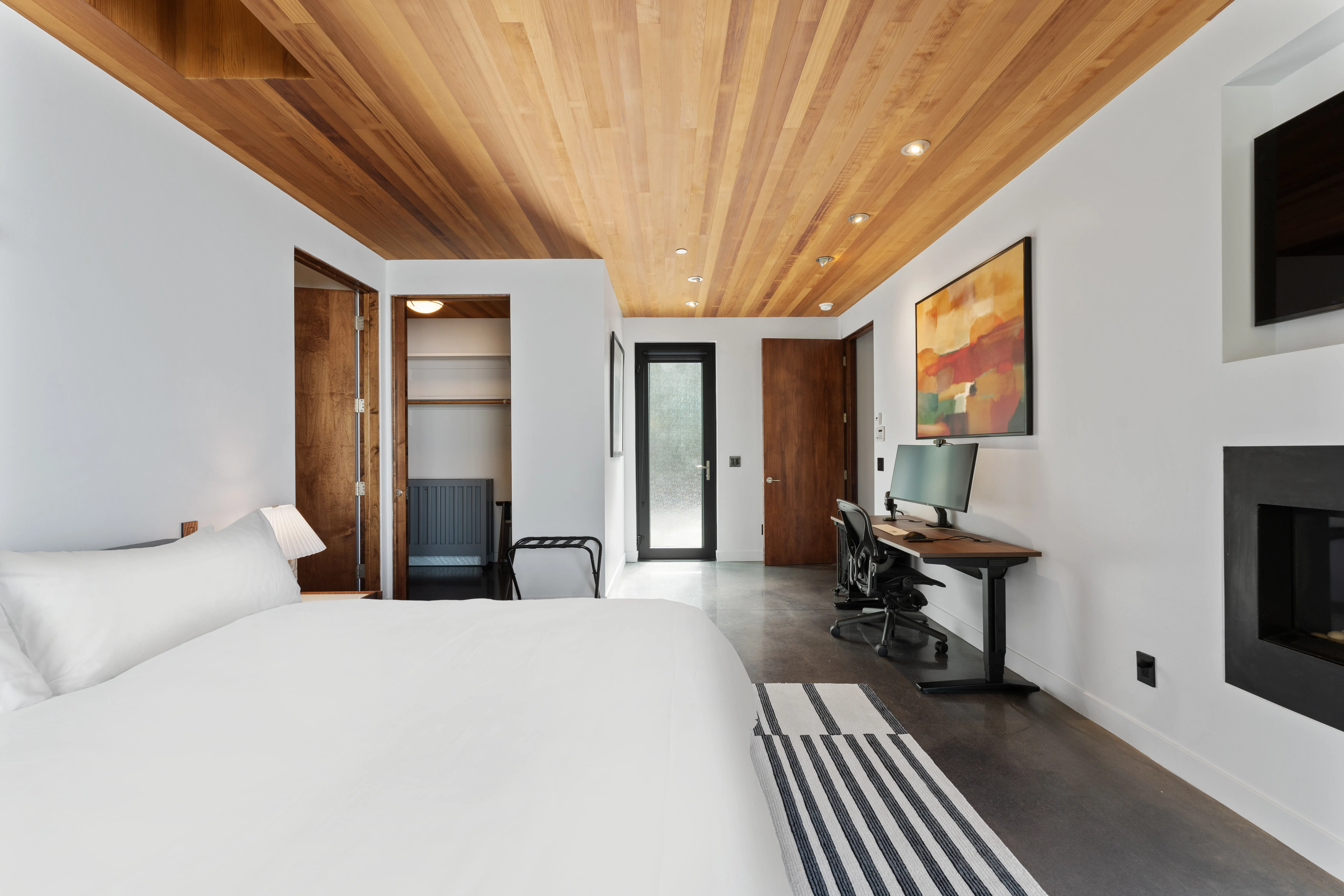 Coastal Skyline Nook