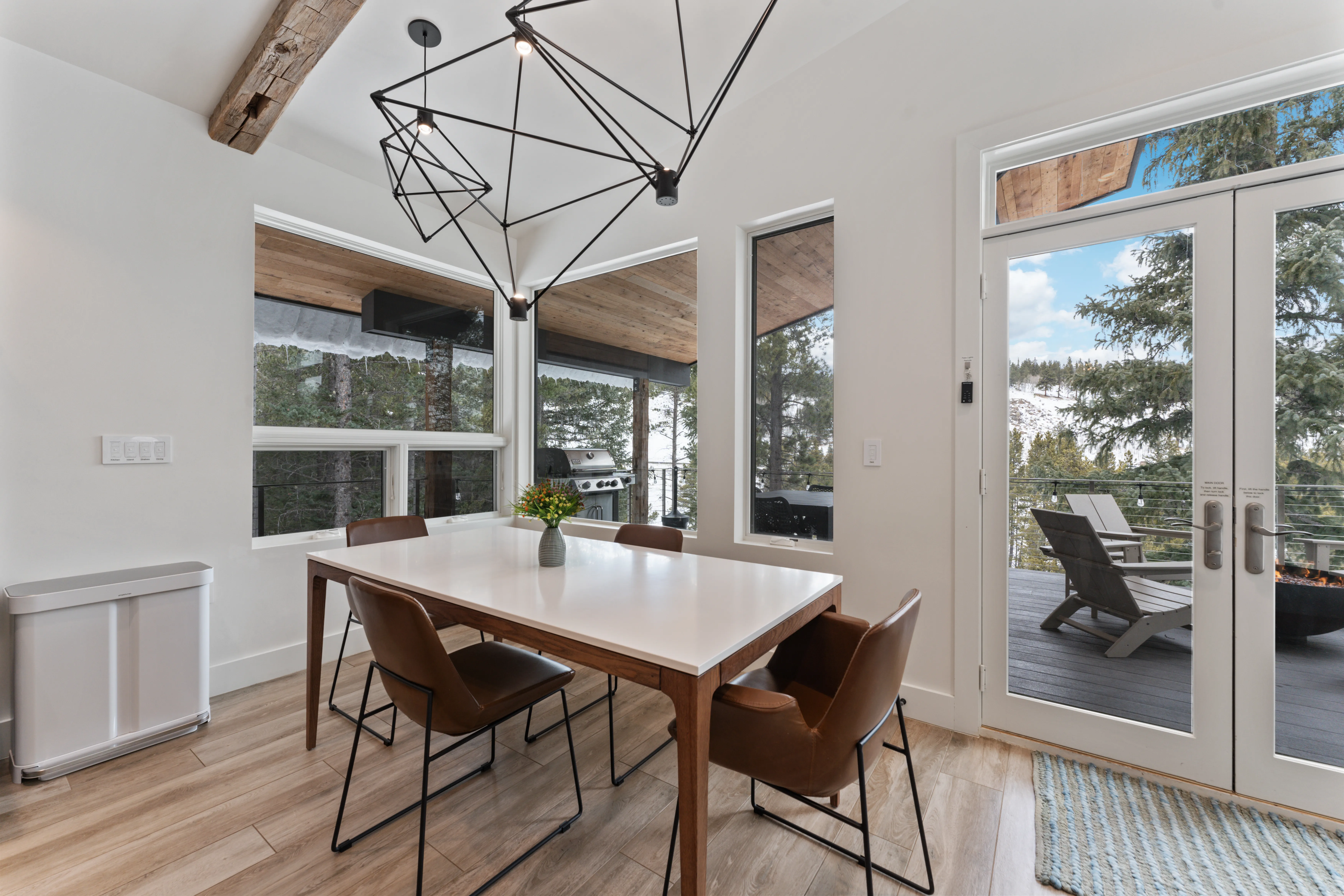 Seacliff Terrace Manor Deer