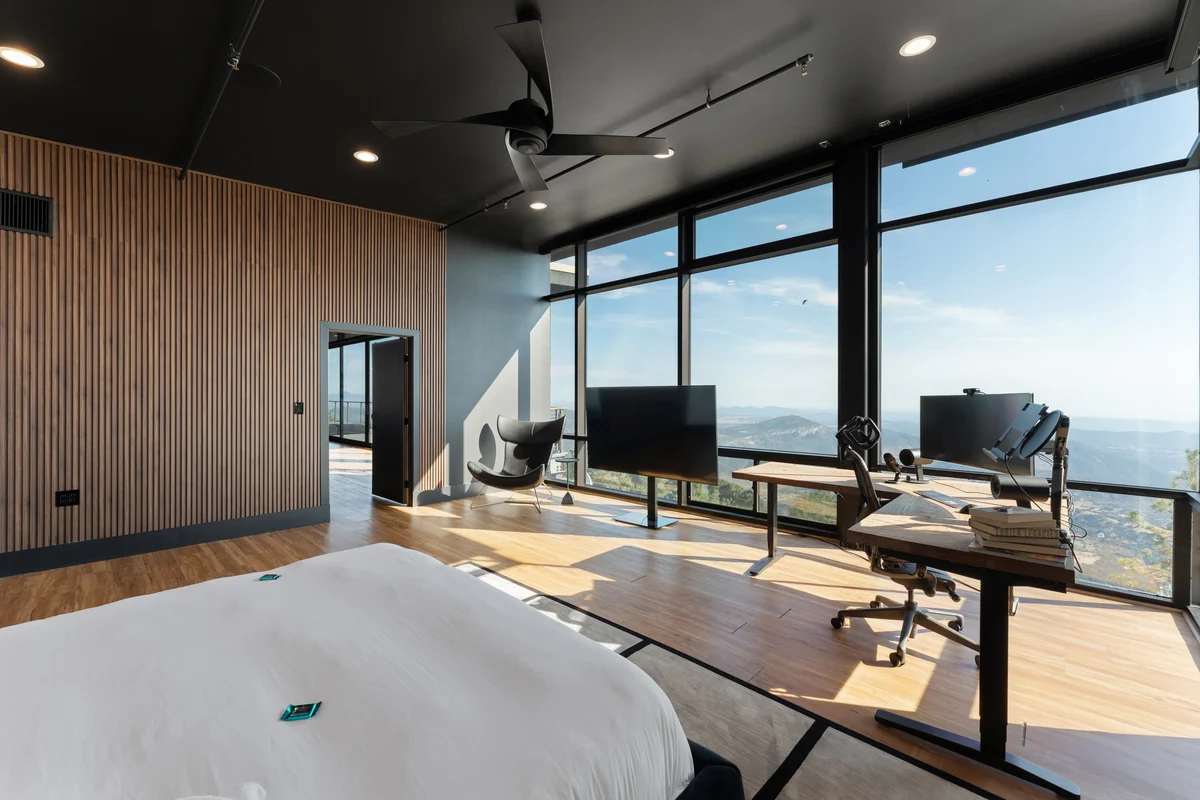 Manor Sunrise Luxe