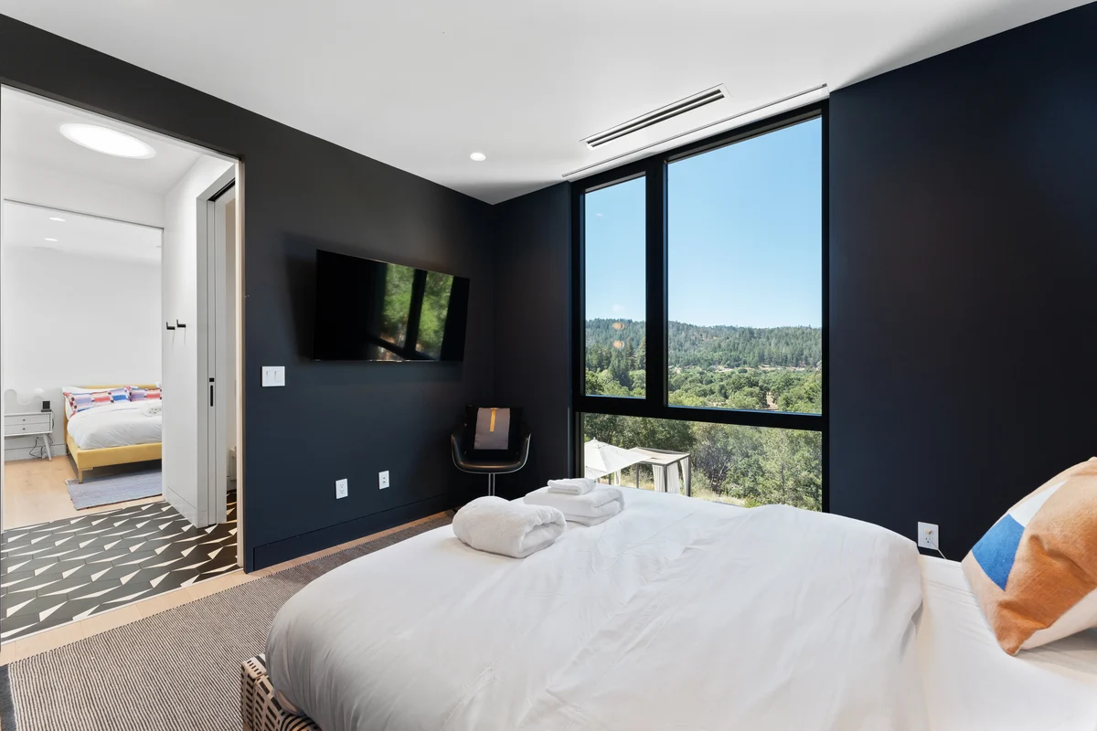 Nest Harborview Terrace