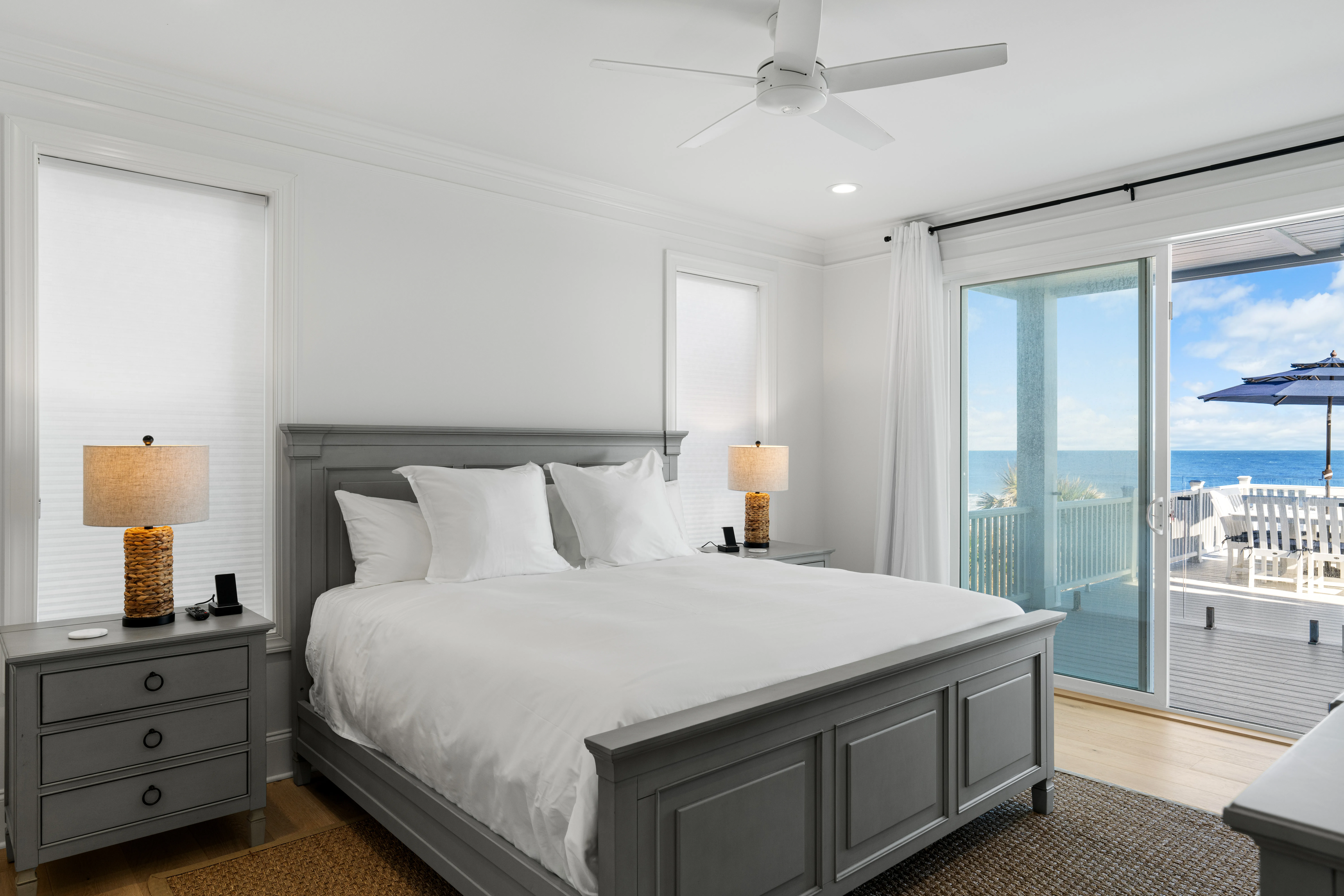 Veranda Landing Harborlight Deck