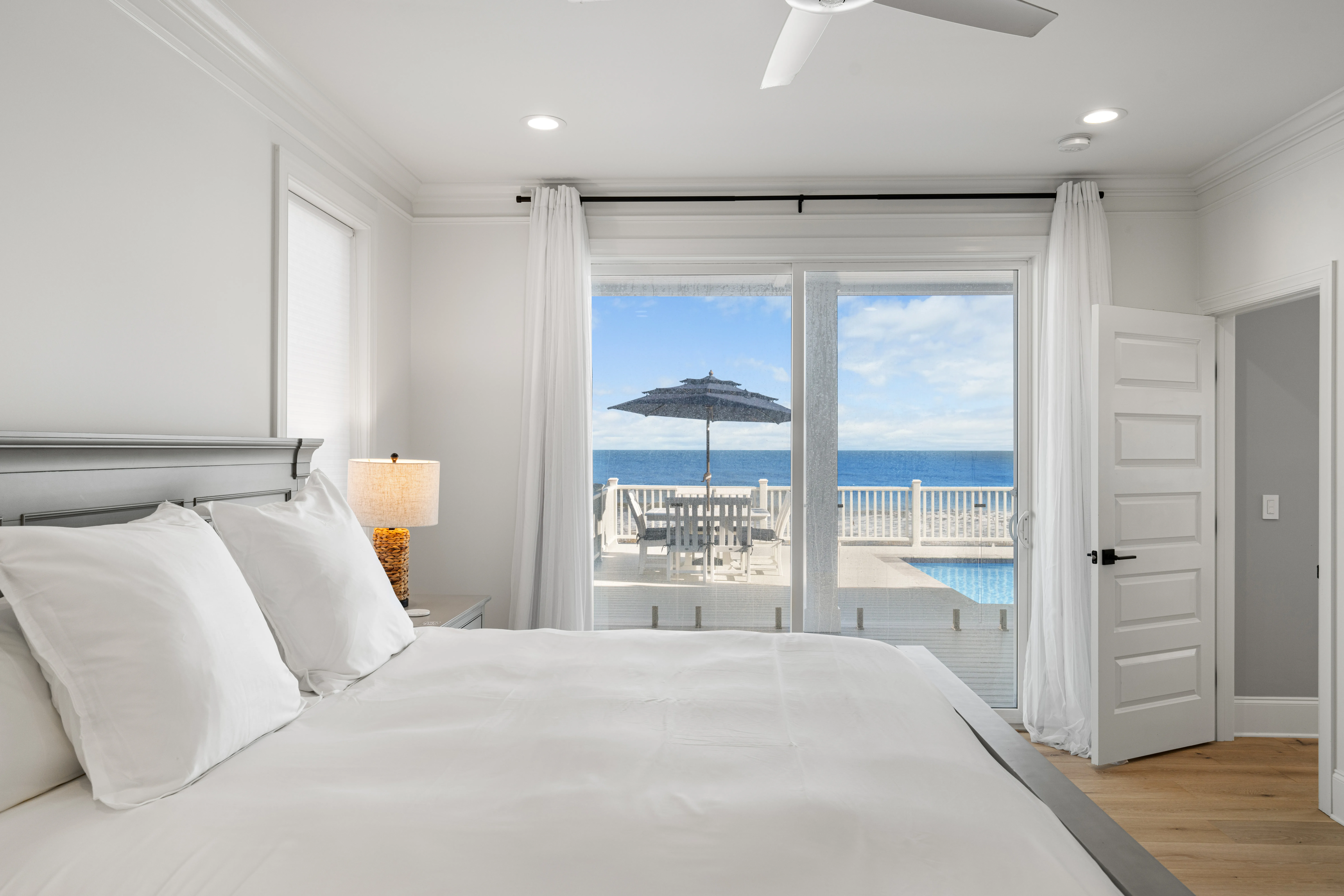 Veranda Landing Harborlight Deck