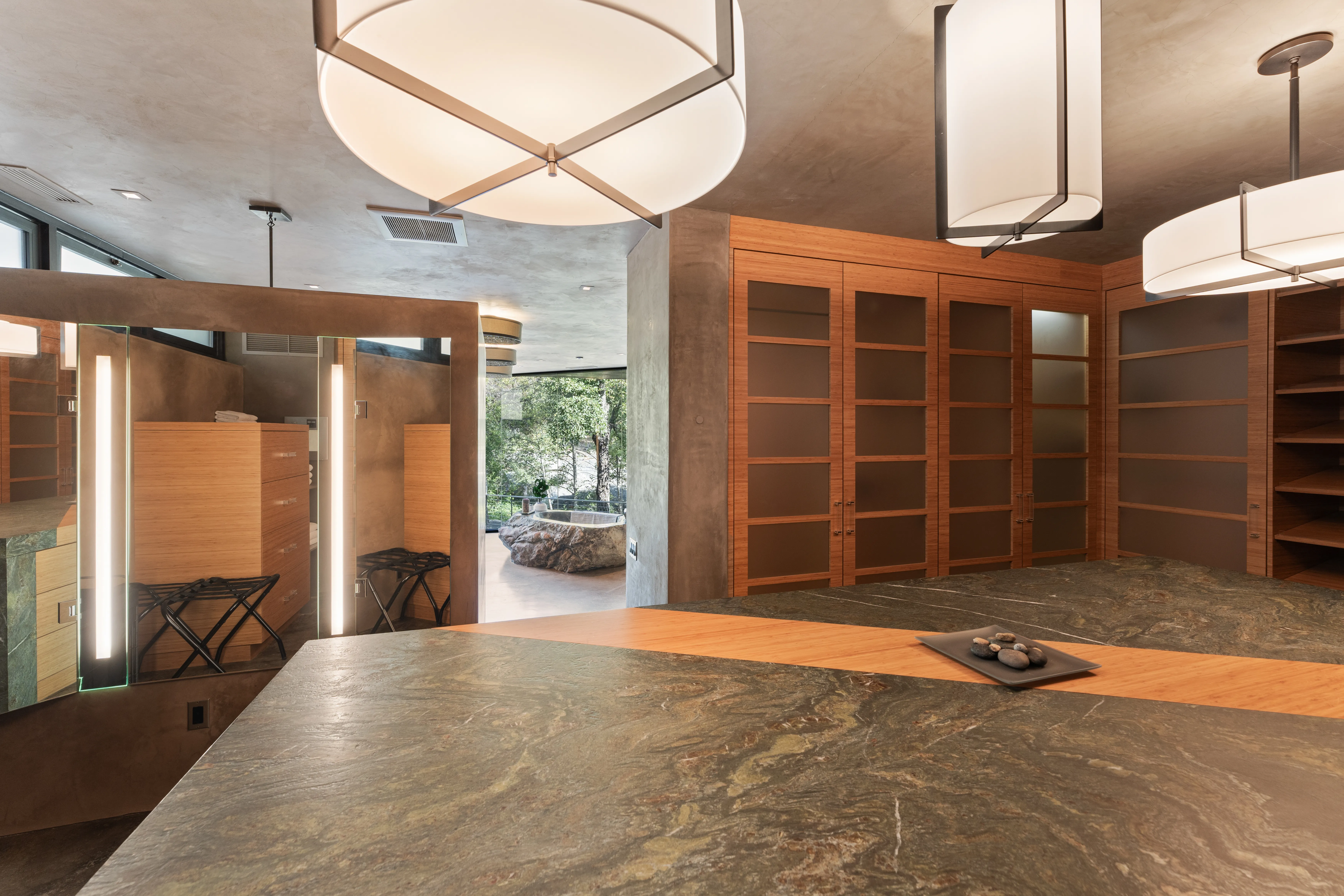 Harborfront Lake Estate Cedar - Image 3