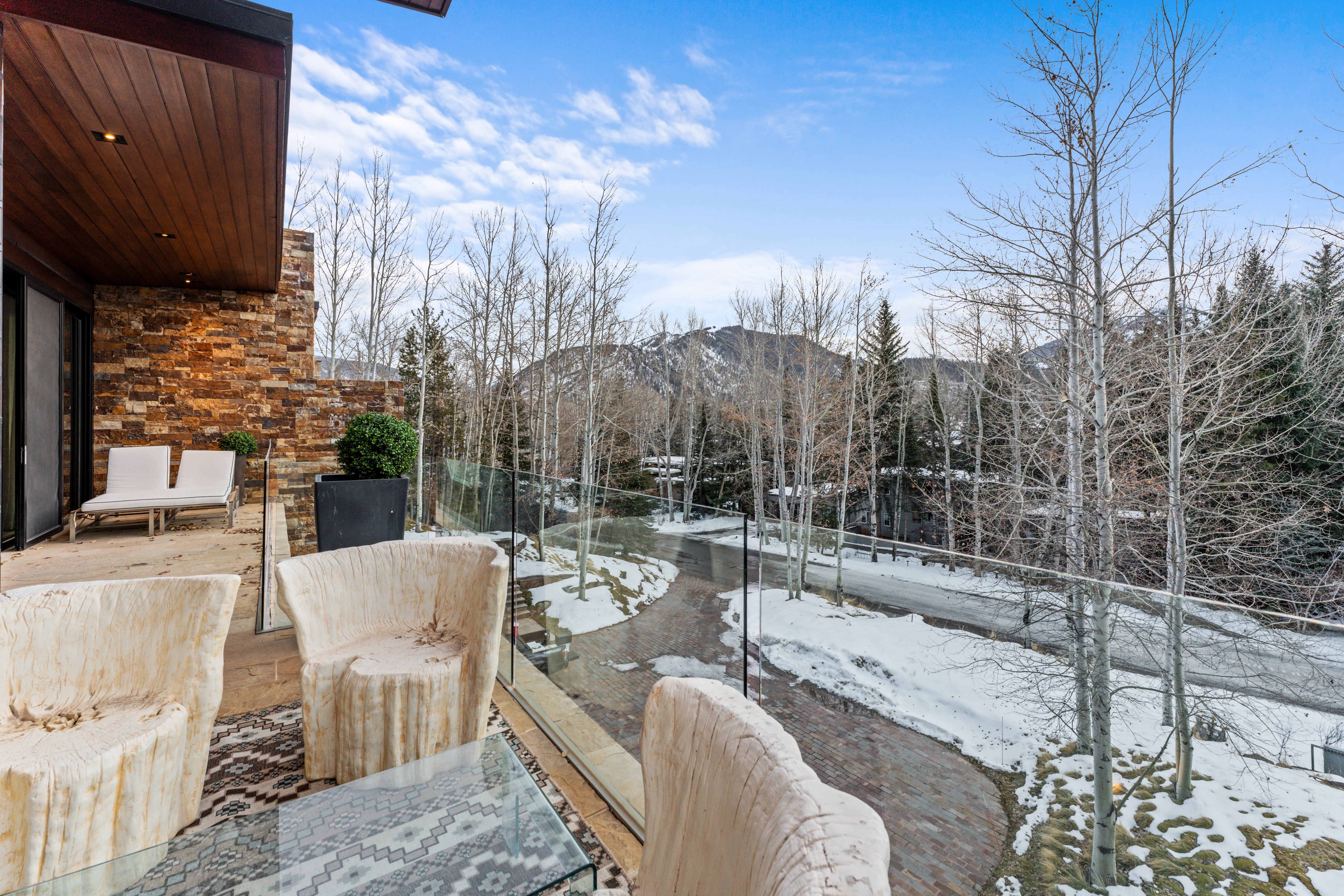 Summit Bungalow River - Image 5