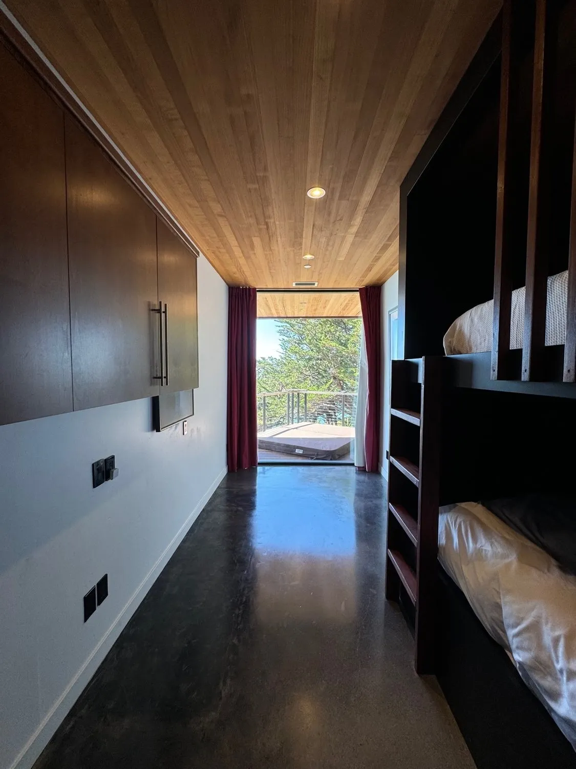Cascade Luxe Brook Pines - Image 2