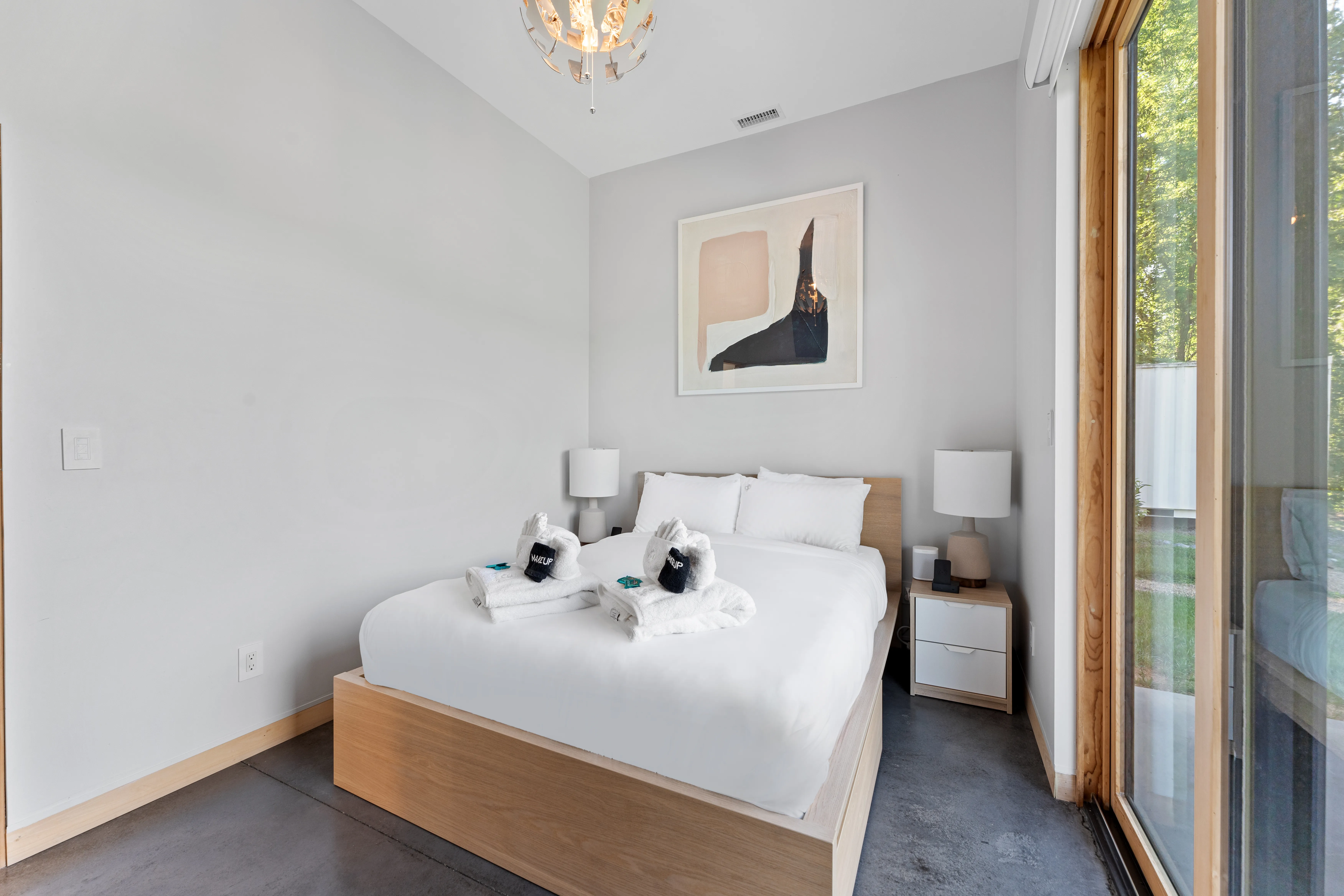 Boardwalk Seacliff Manor Cloudnine - Image 3