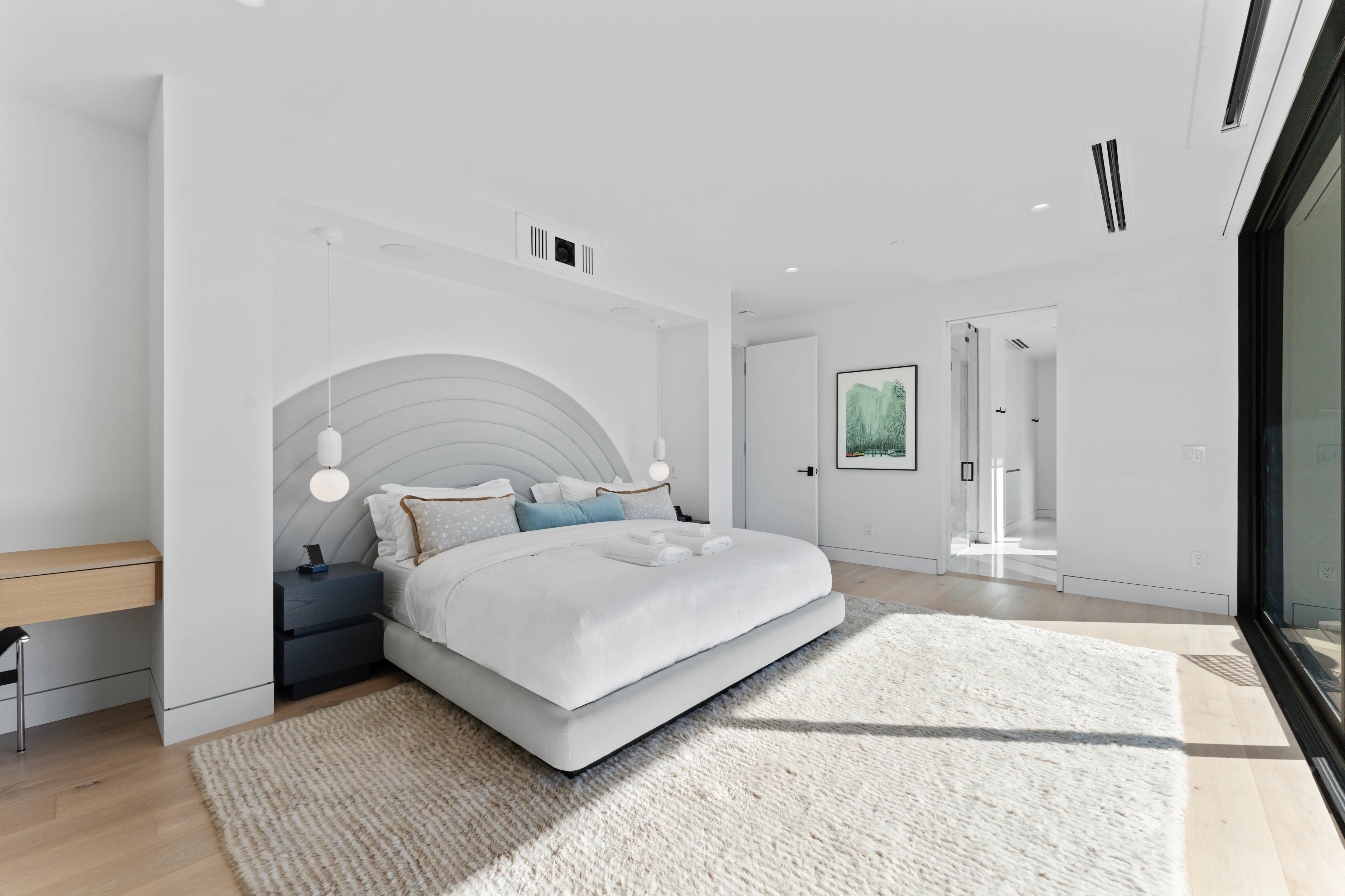 Serene Bungalow Starlight Cliffside - Image 5