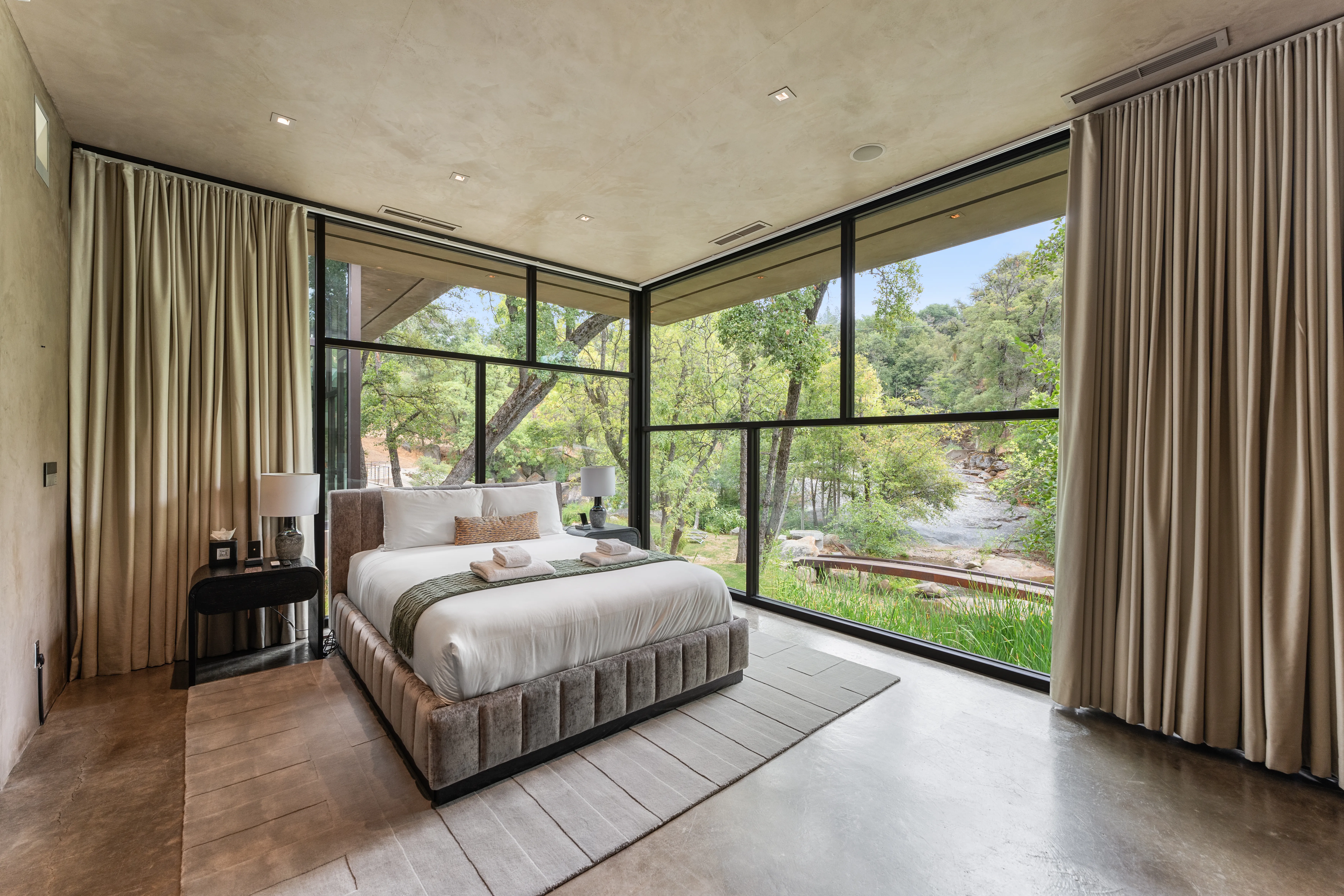 Overlook Coral - Image 1
