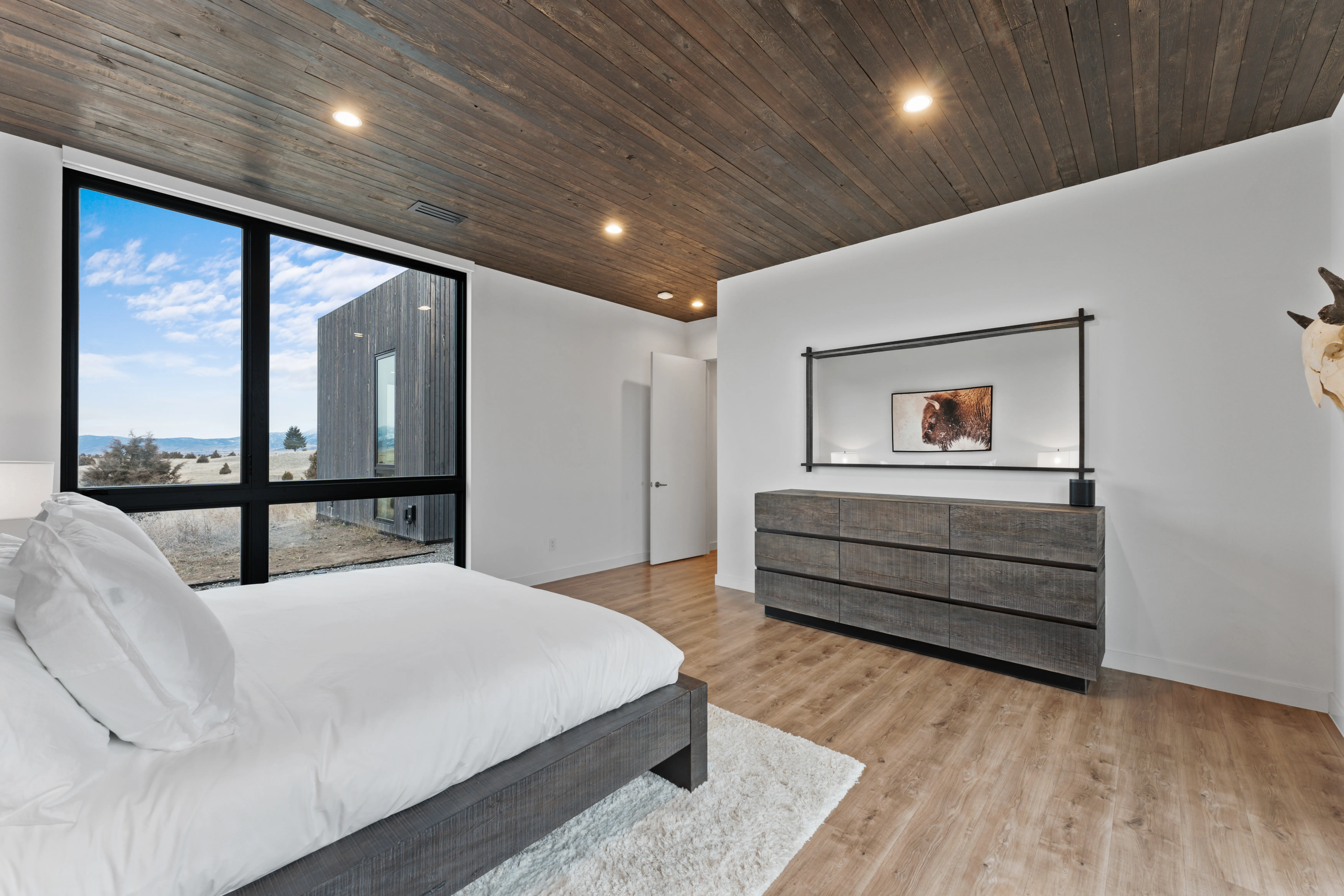 Willow Hideout - Image 4
