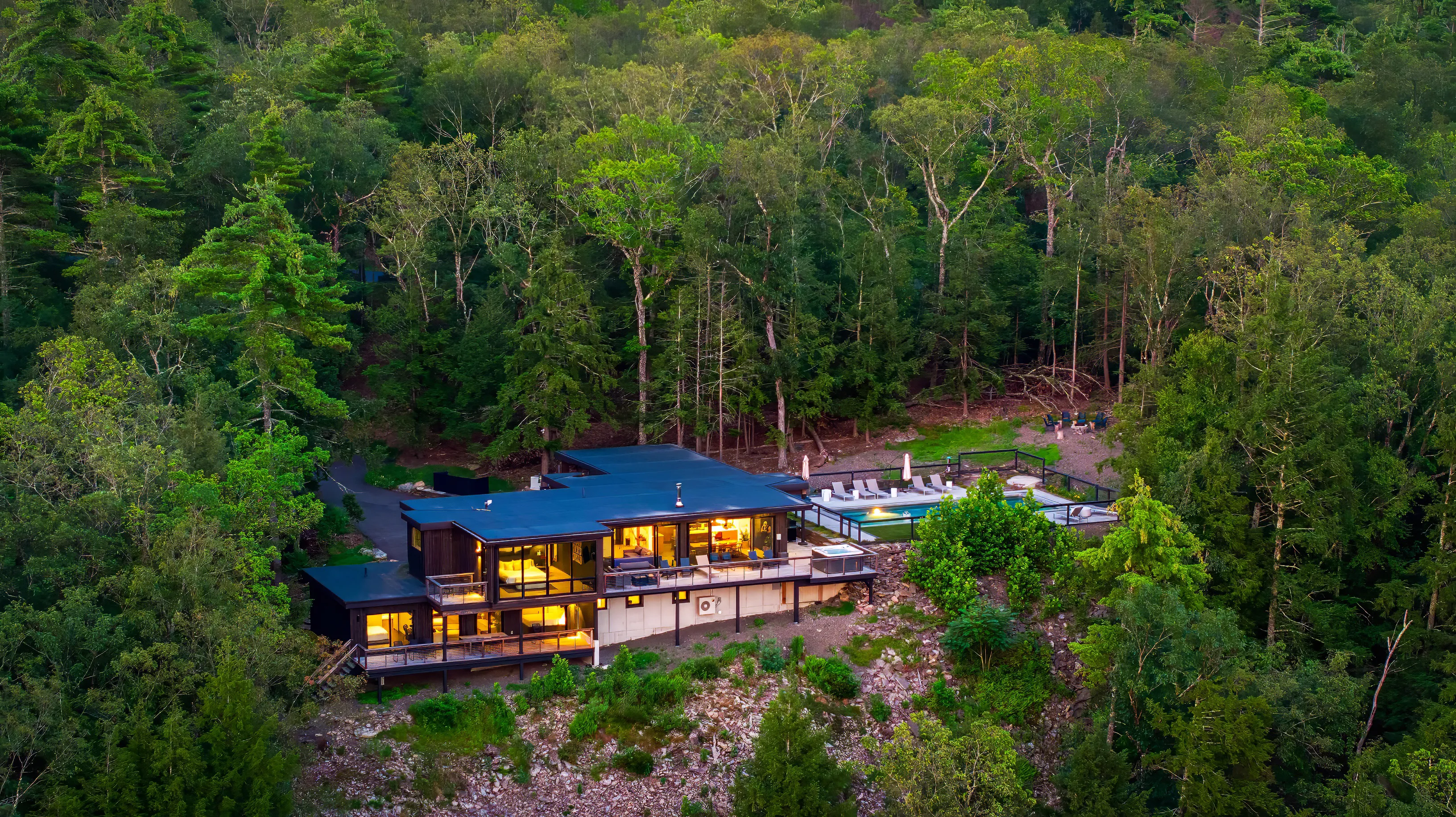 Skyline Pearl Fox Trail - Image 3