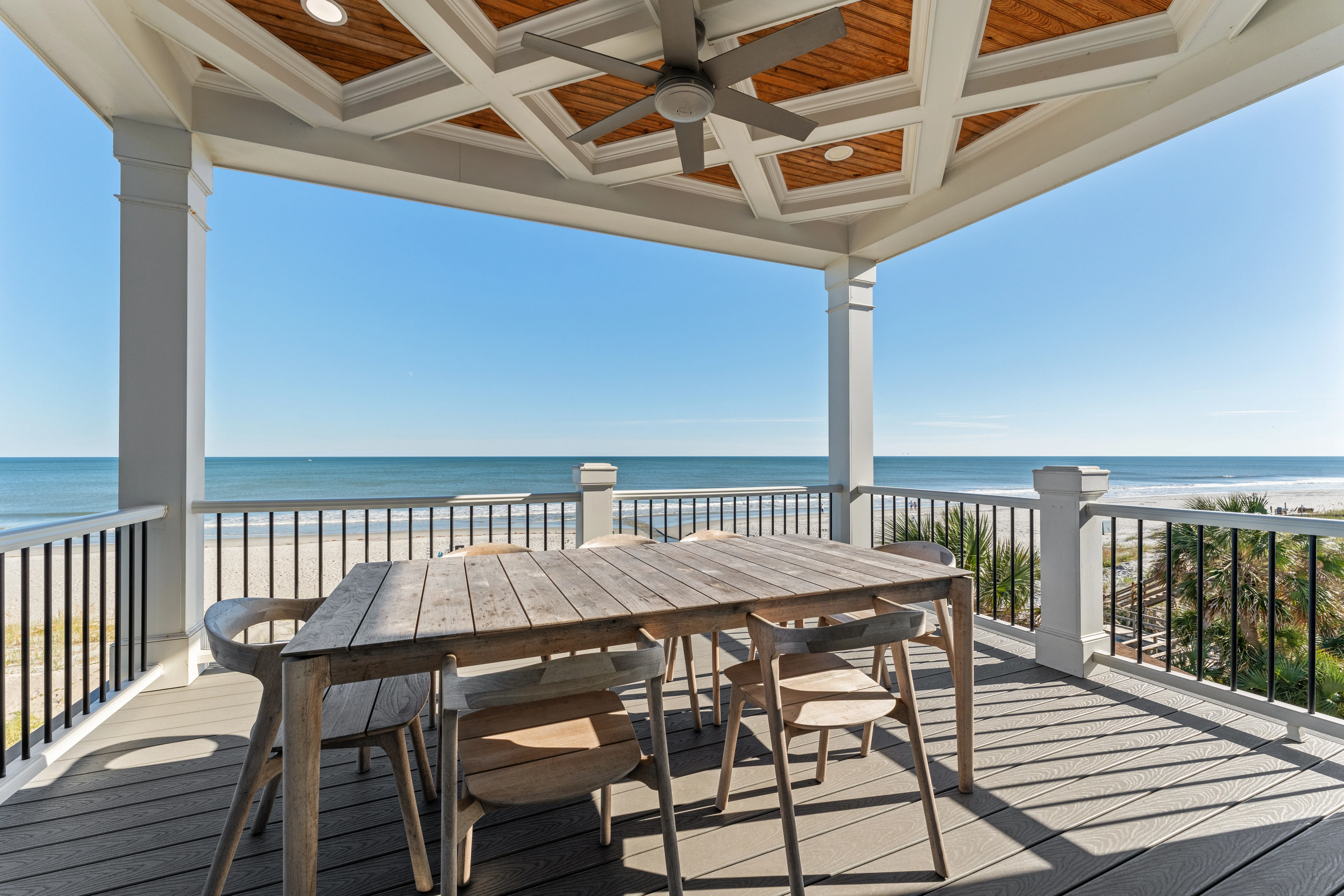 Boardwalk Harborview - Image 4