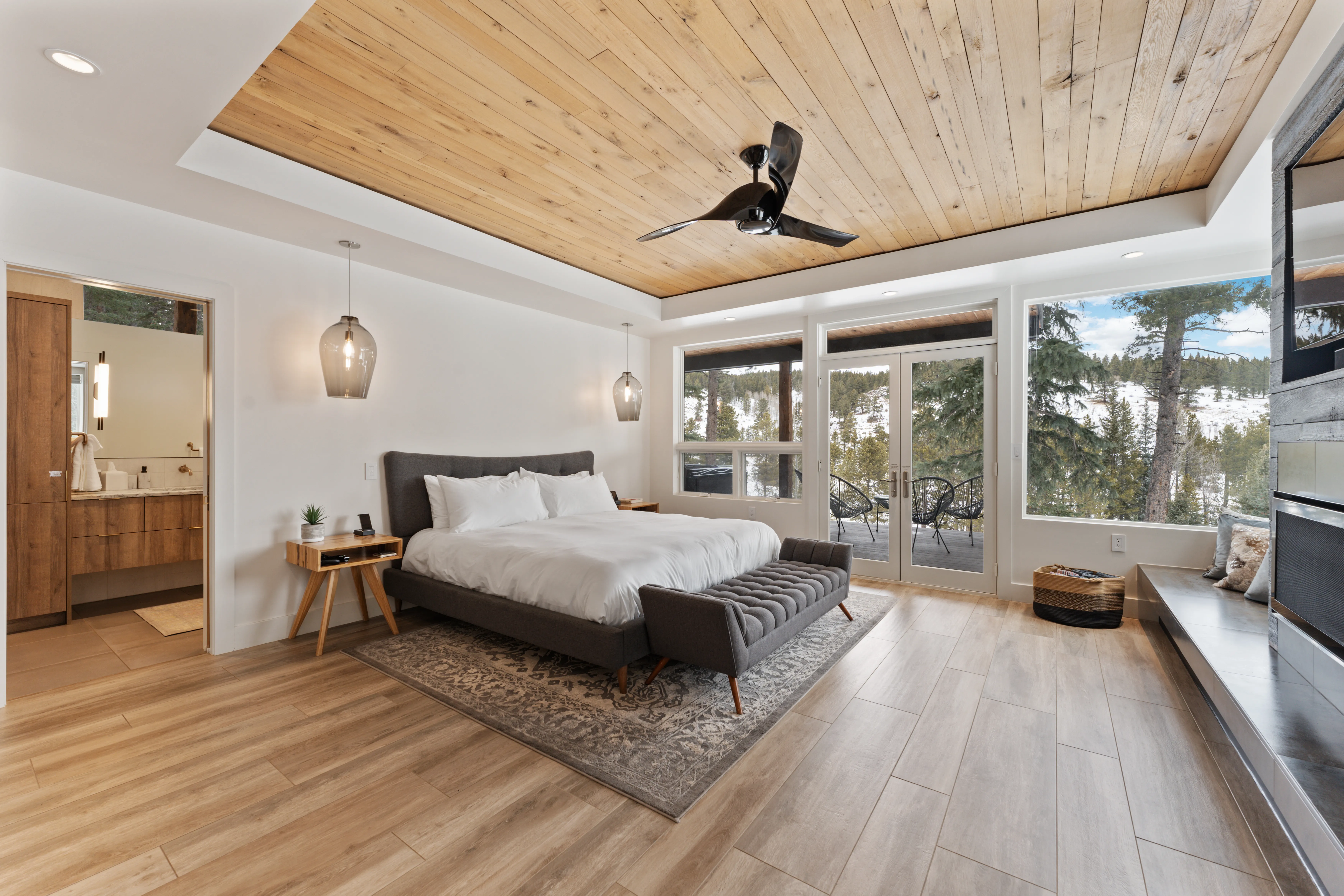 Retreat Nook Stunning - Image 2