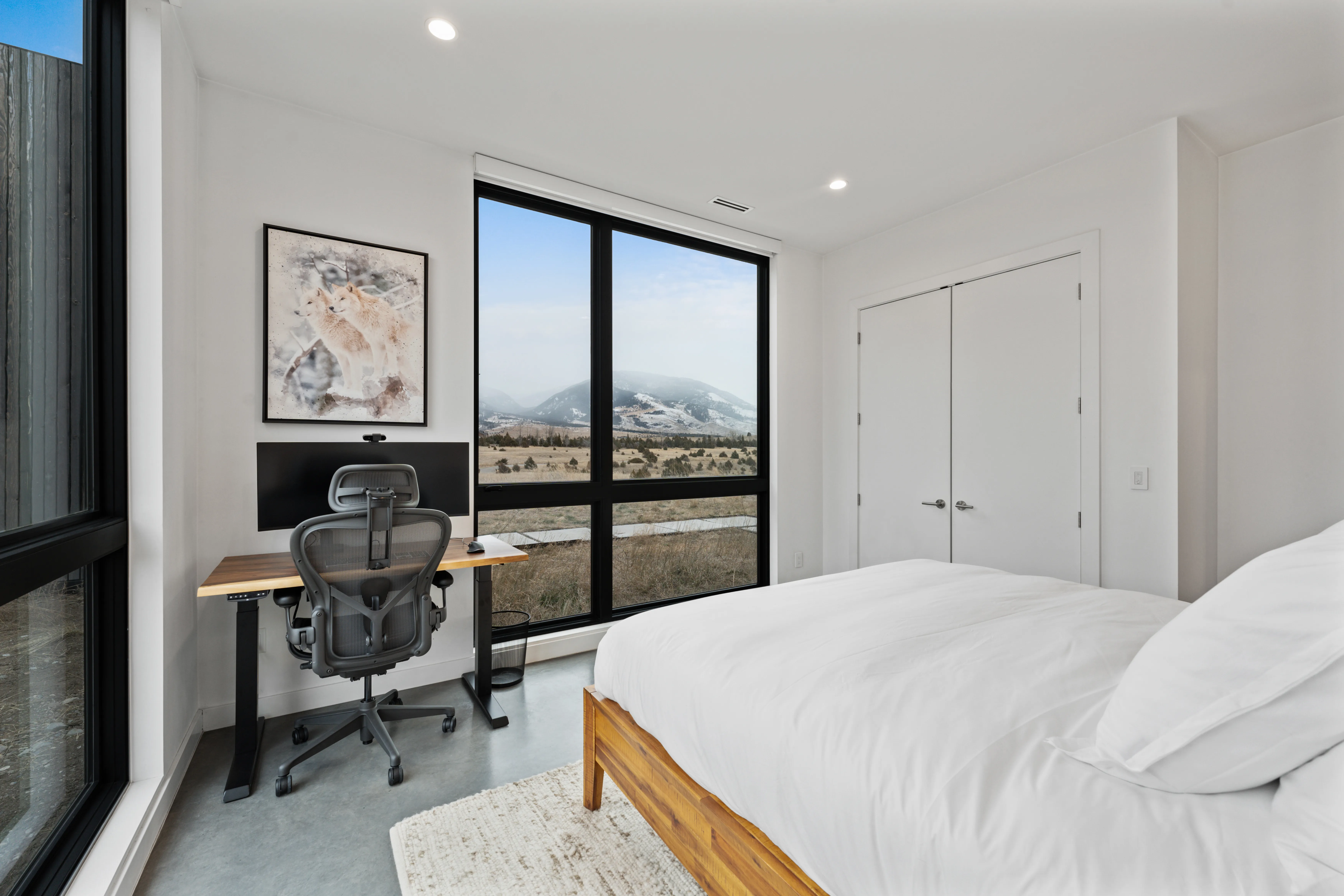 Bungalow Peak Coastal Nook - Image 5
