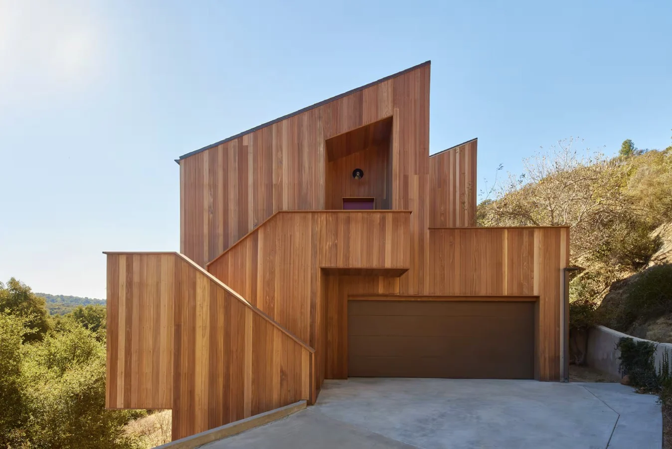 Modern tree house in the heart of Topanga canyon