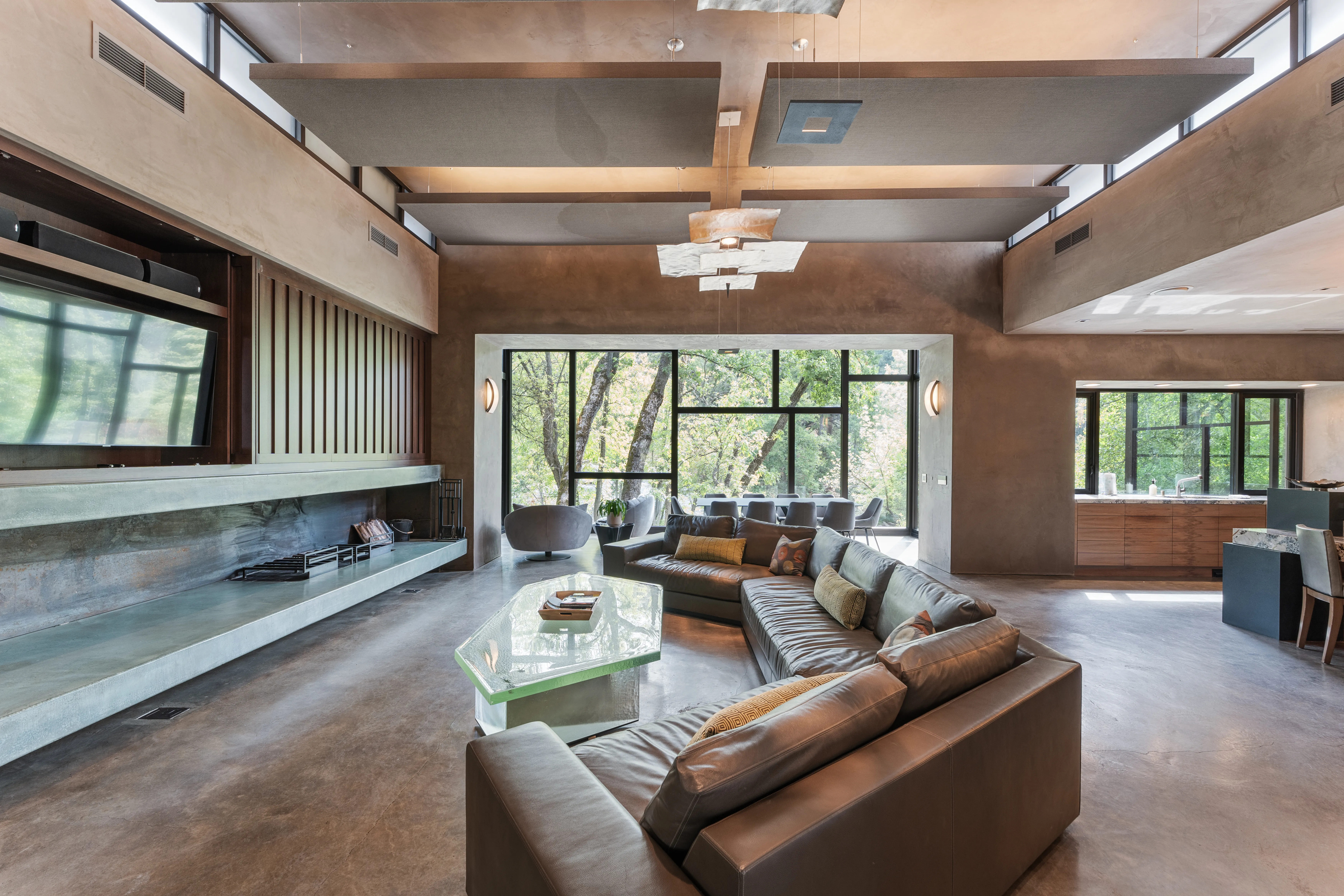 Summit Nest Villa - Image 1