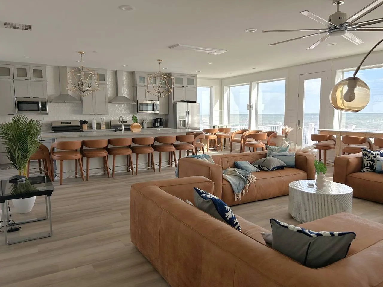 Cloudnine Vista Lagoon Aspen - Image 3