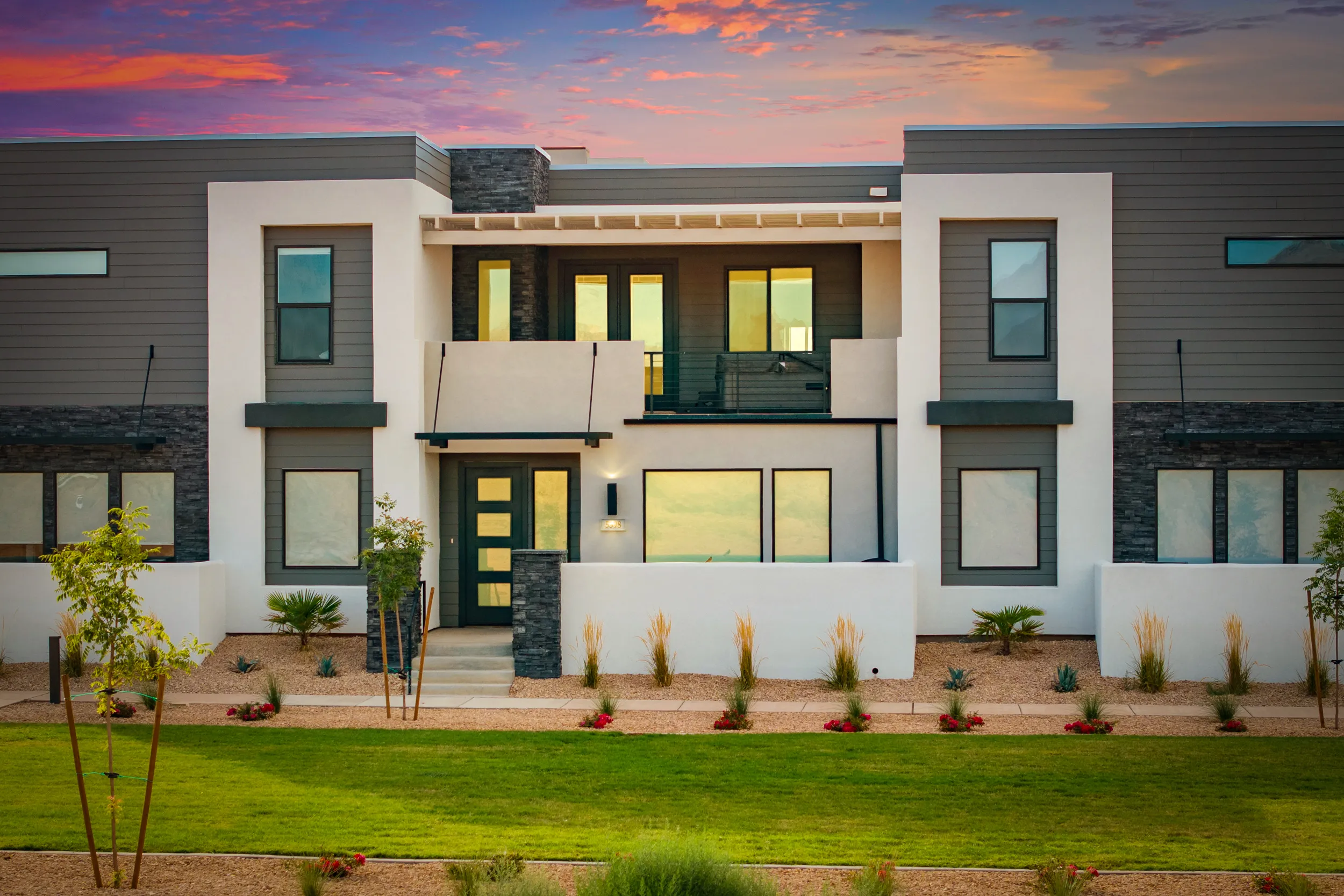 Vista Grove - Image 1