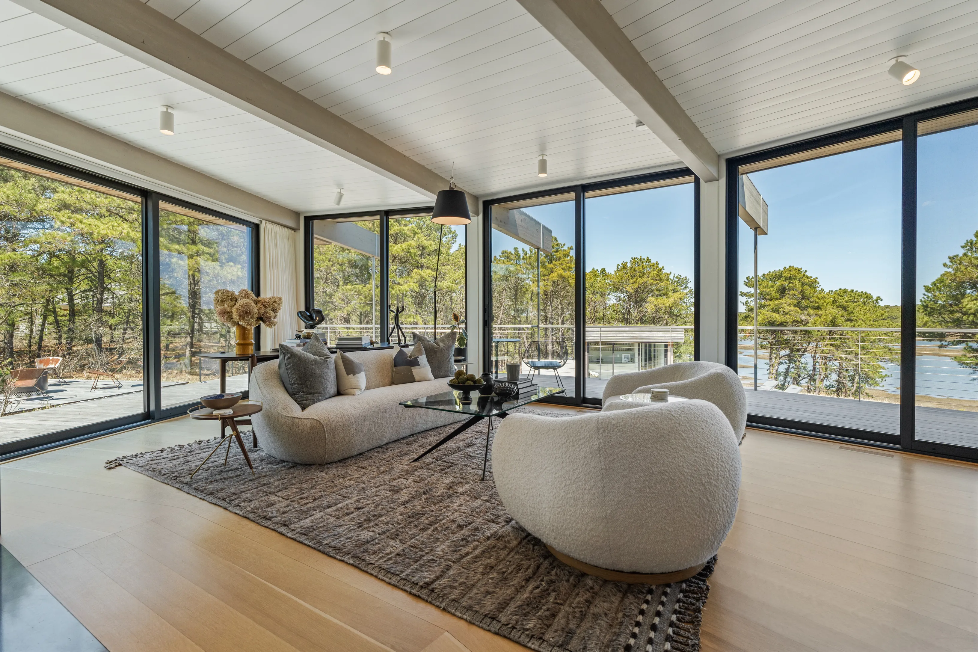Landing Whispering Estate - Image 2