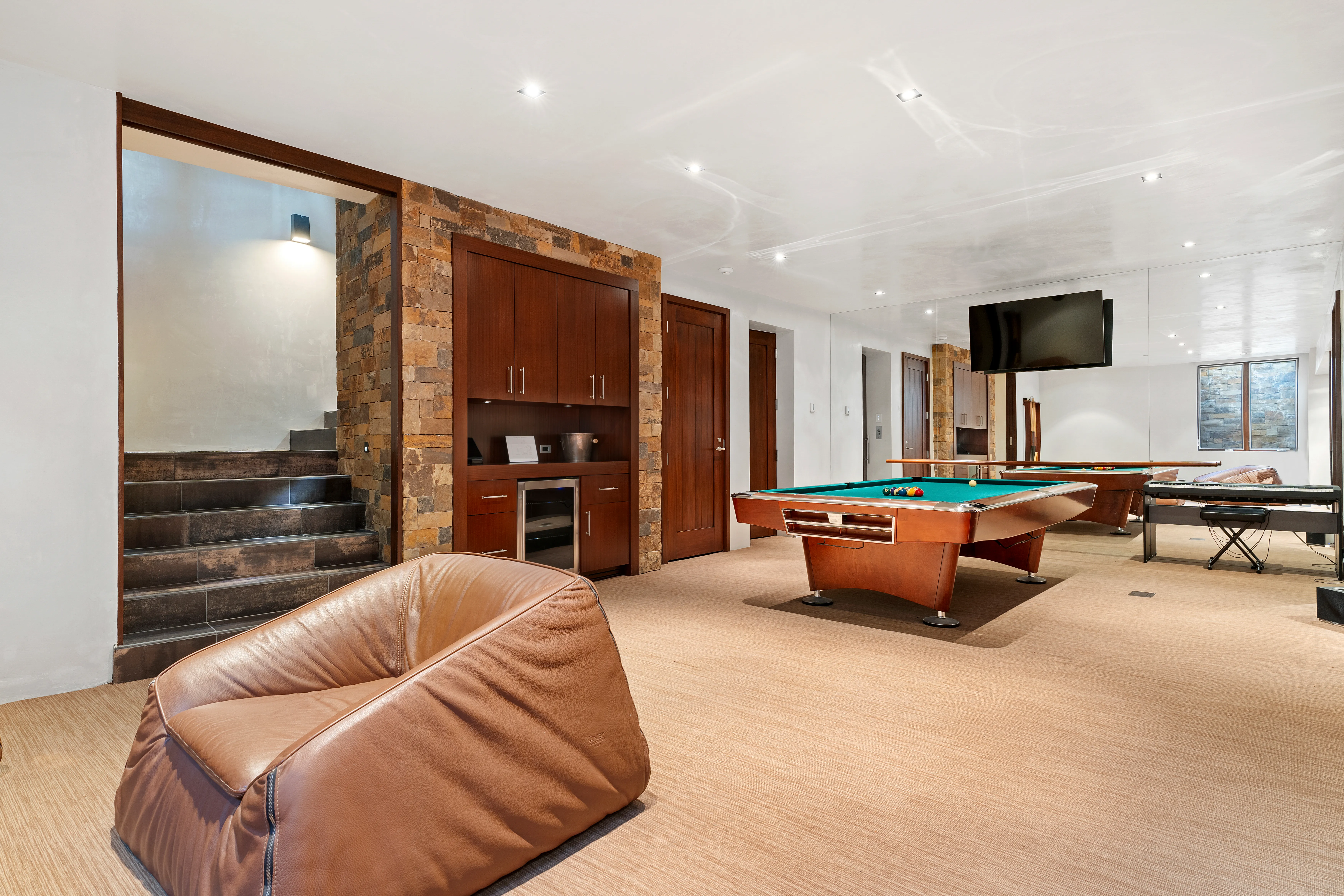 Serene Bay Villa - Image 4