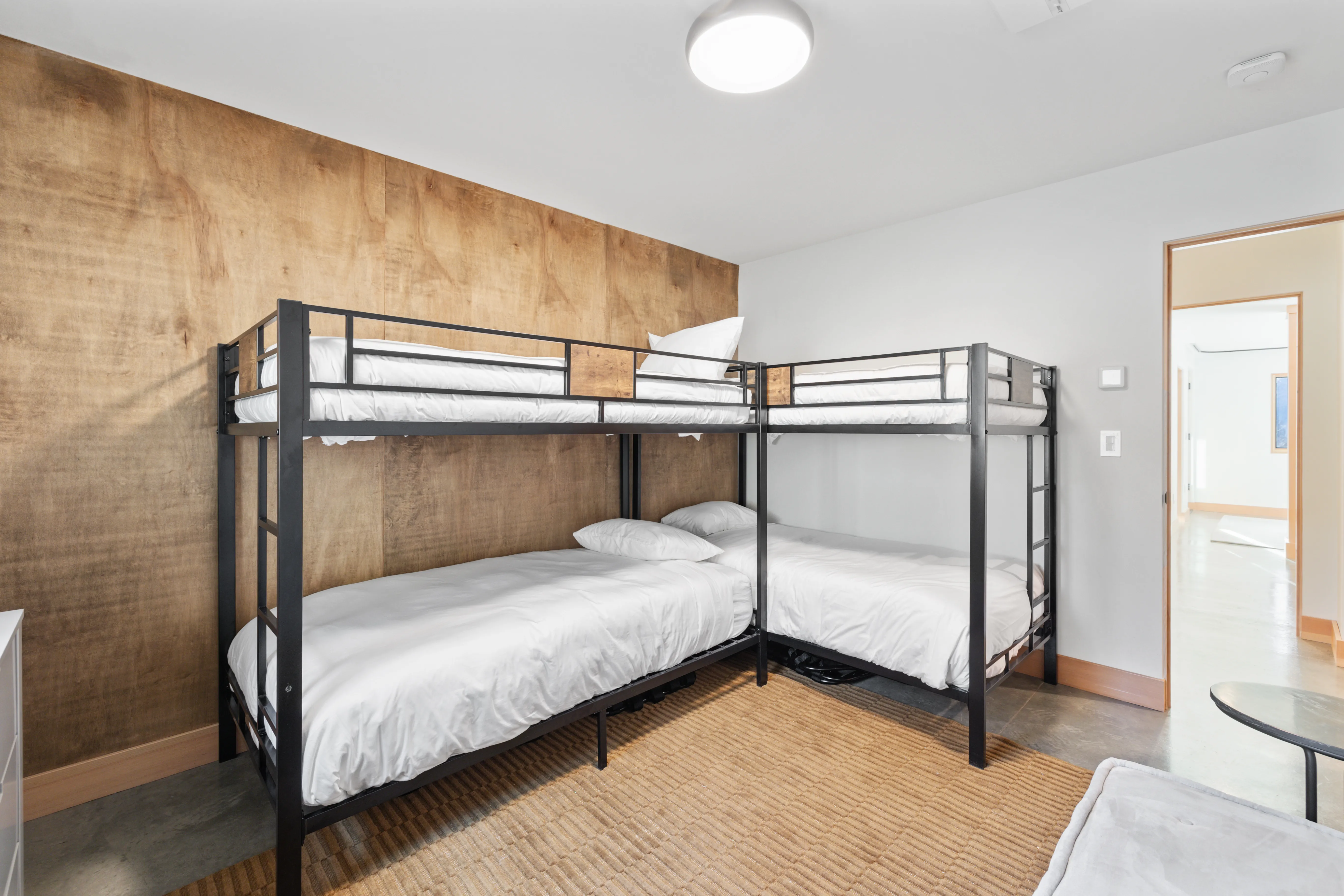 Manor Skyview Rustic - Image 5