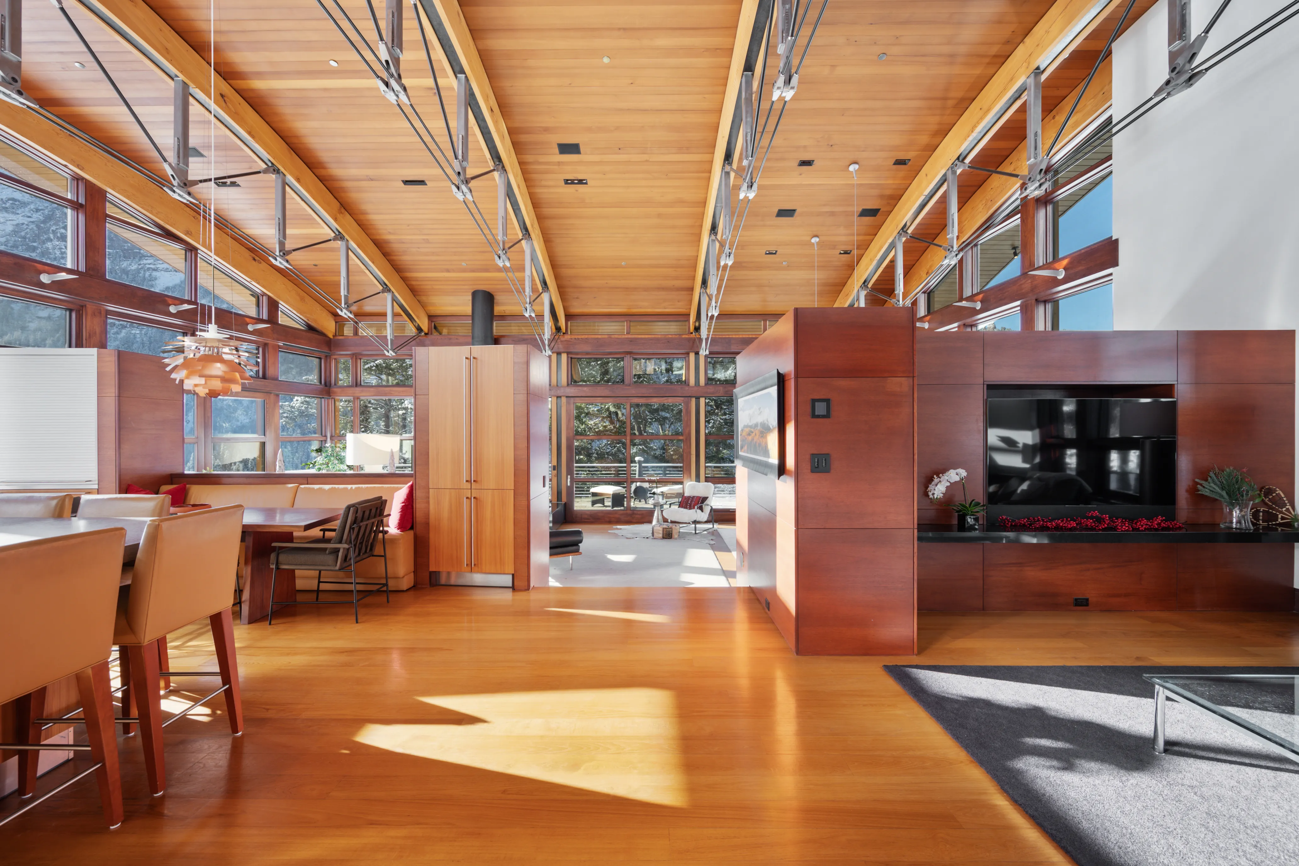 Oceanfront Harbor Grove - Image 5