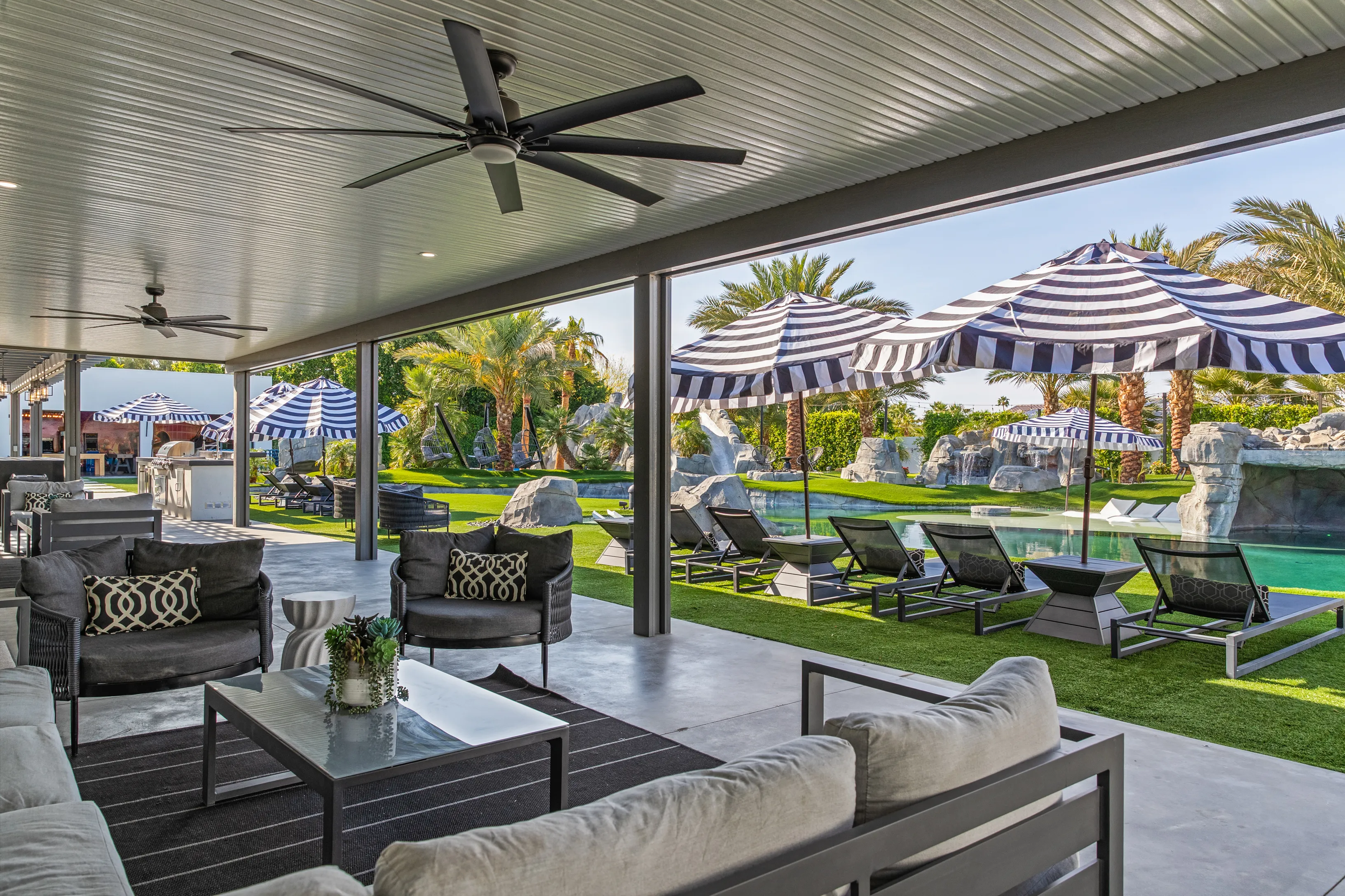 Bluff Seacliff - Image 1