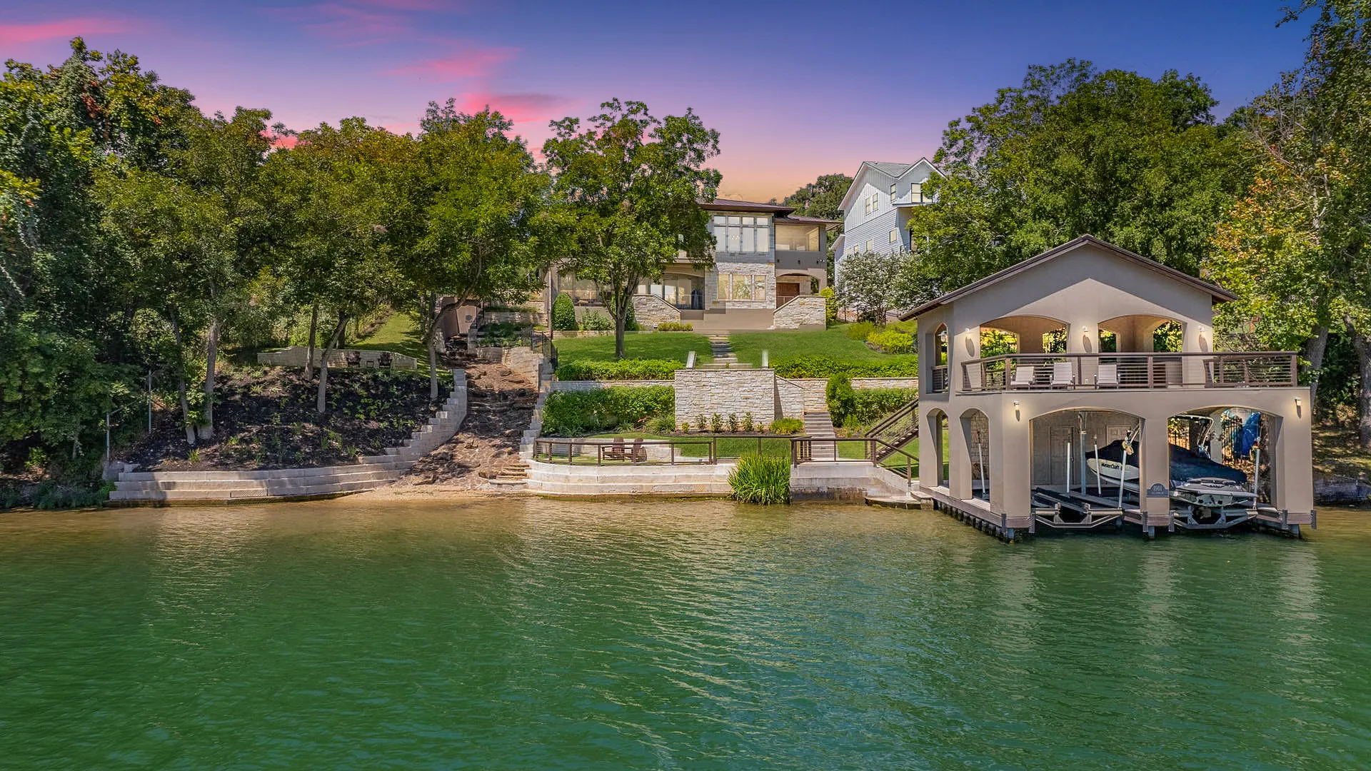 Sanctuary Hideaway - Image 5