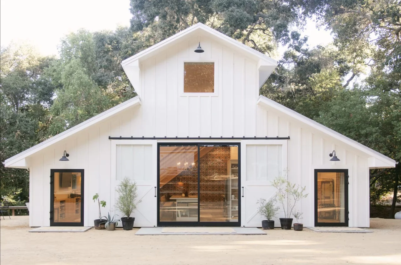 The Barn at Old Morro - picturesque under the oaks - Image 1