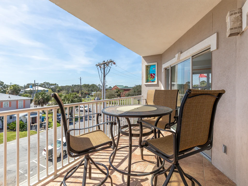 Gull Reef 626 - Image 2