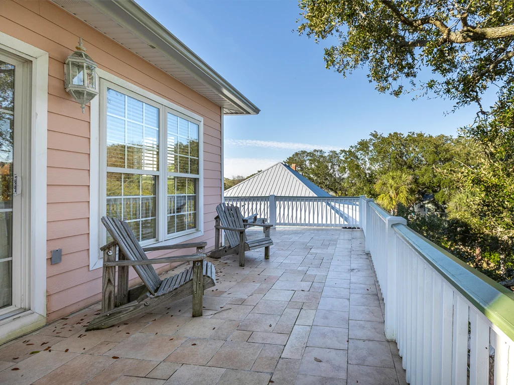 Pink House - Image 2